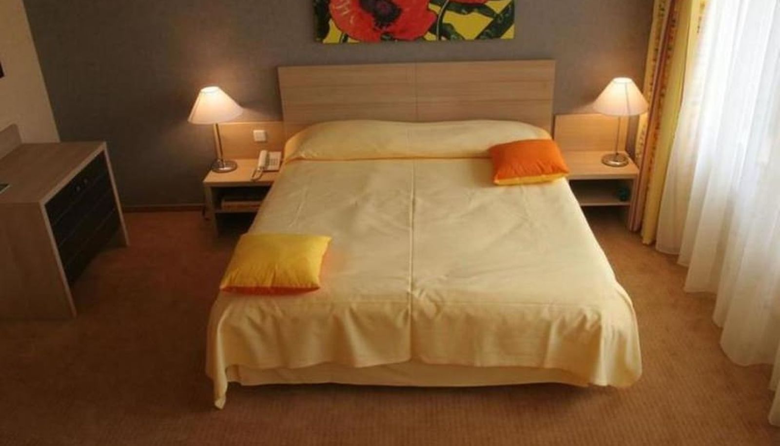 Chambre supérieure (double) - At Home