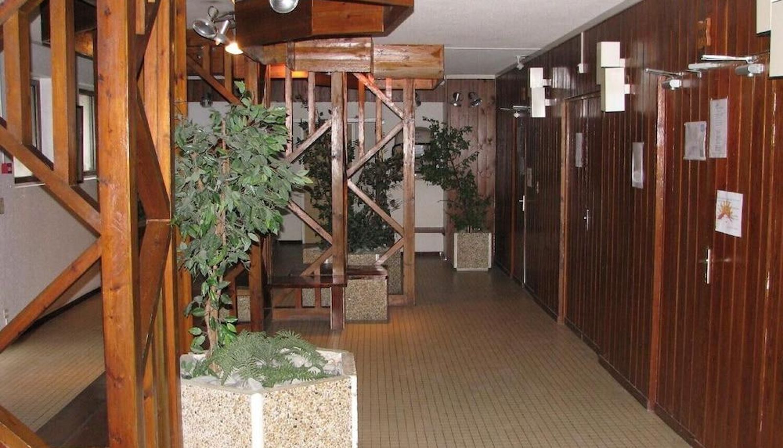 Hotel Innenbereich - Hostel Neige et Soleil