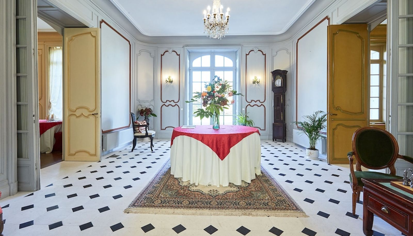 Hal - Le Château des Monts