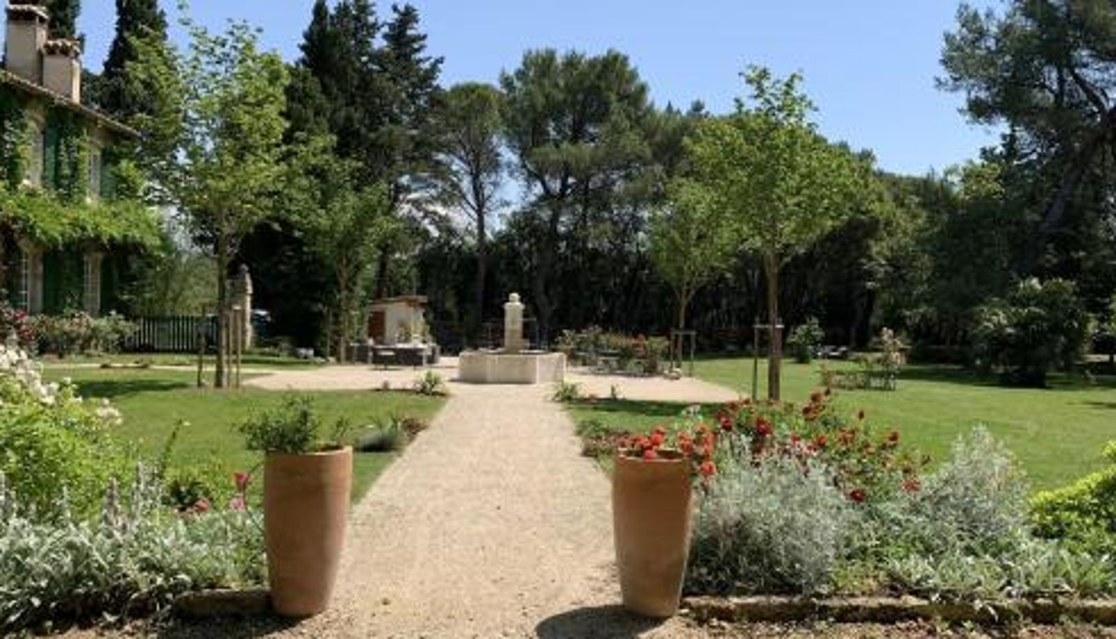 Info - Domaine de Rhodes - 5 Chambres et 7 locations de vacances