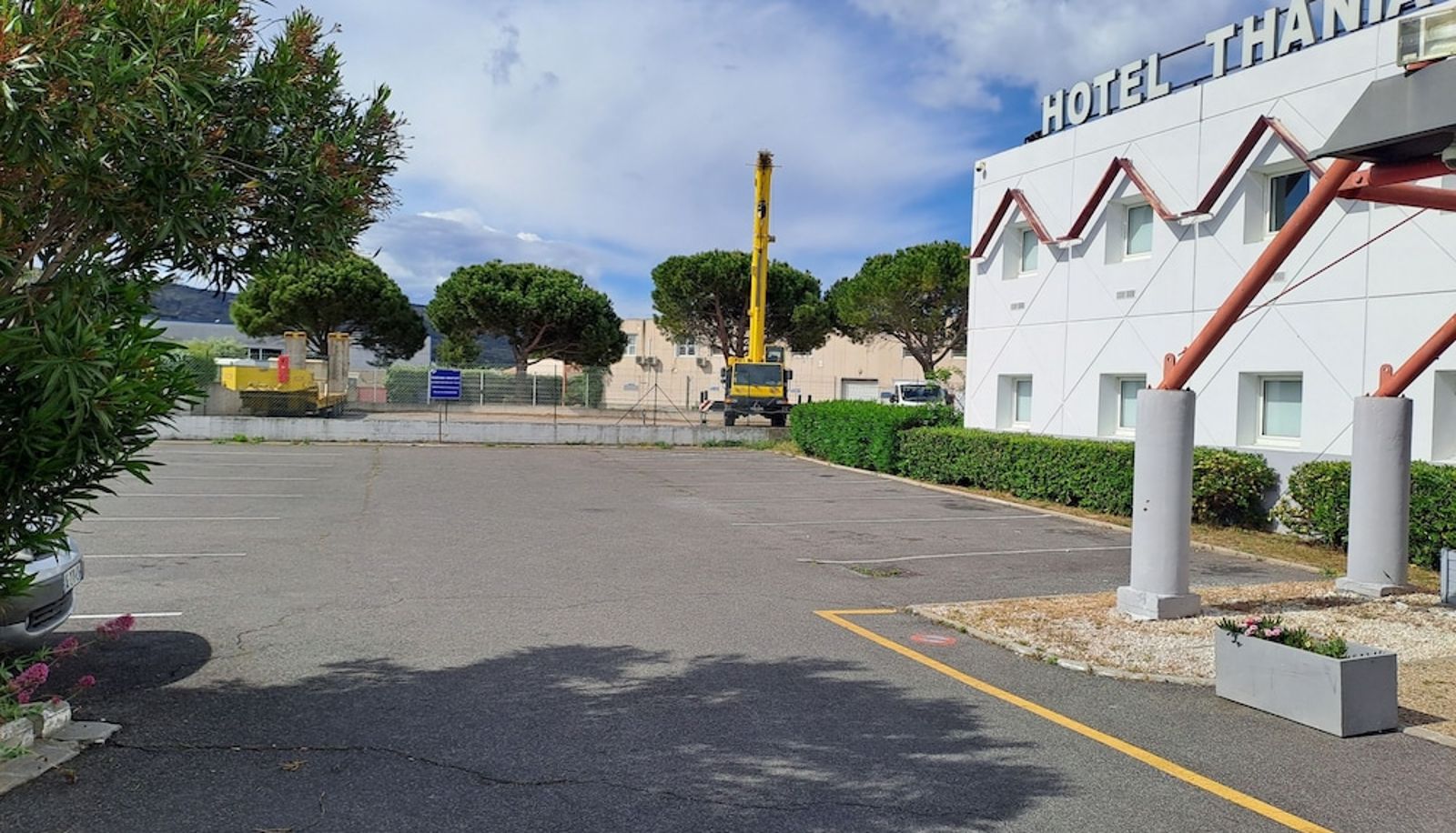 Info - Hotel Thania