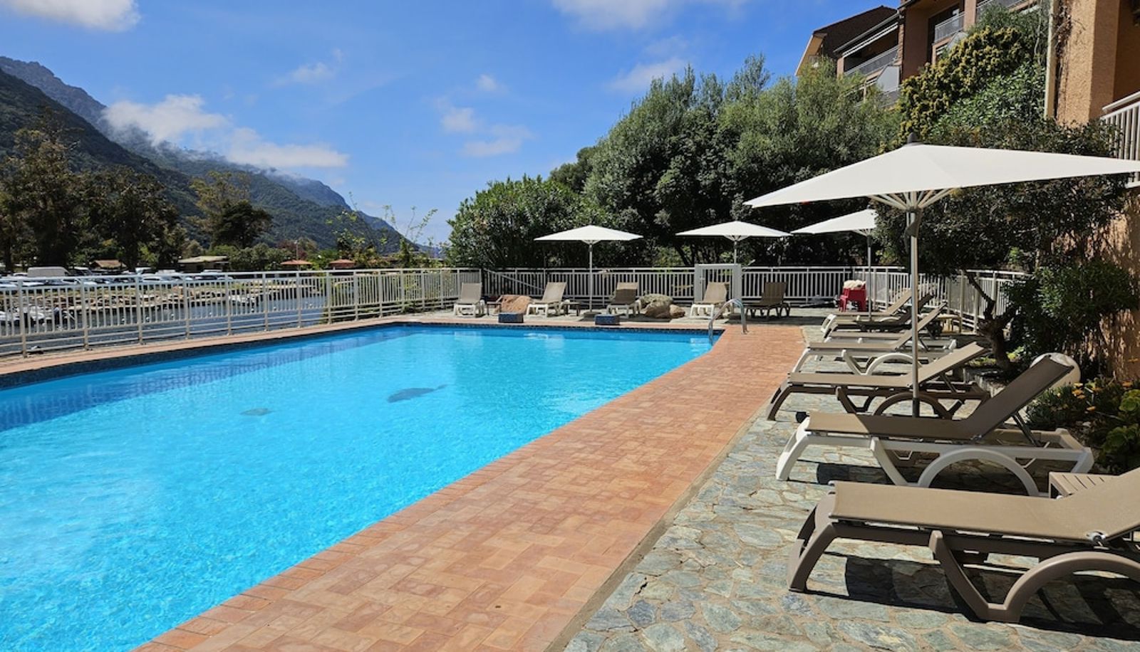 Pool - Hôtel Le Marina