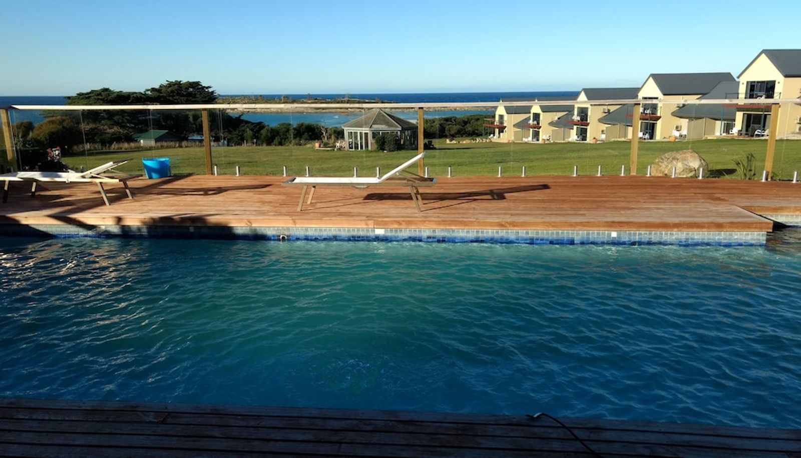 Pool - Diamond Island Resort & Penguin viewing