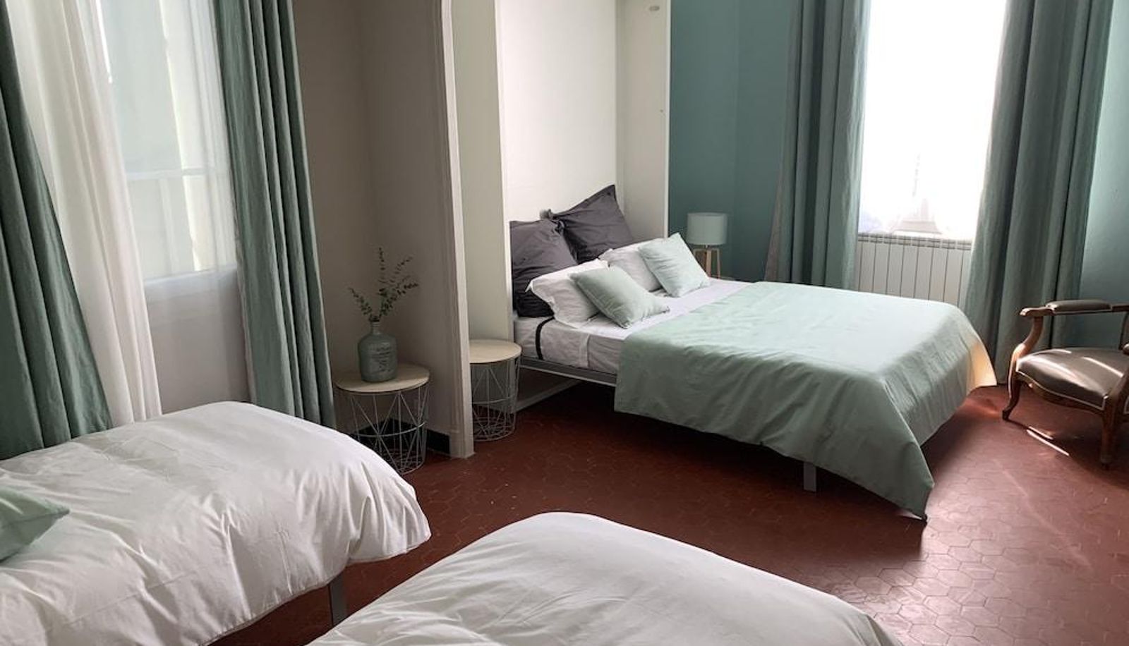Chambre Familiale - Villa Présence L'Oasis Chambres D'Hotes