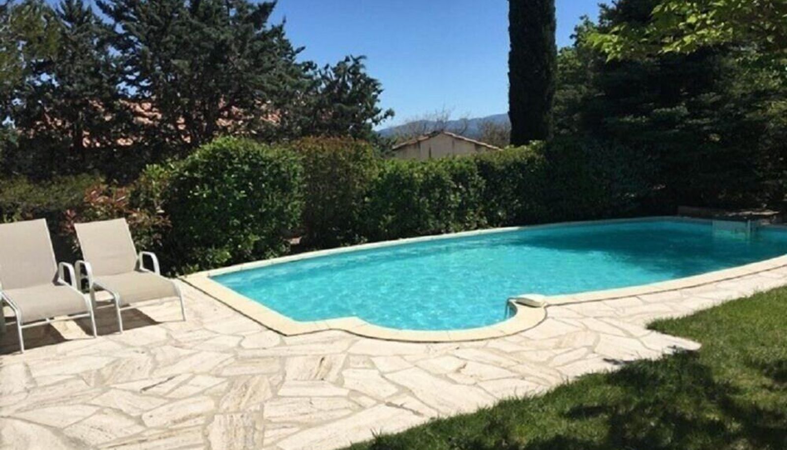 Piscine - B&B Les Volets Bleus