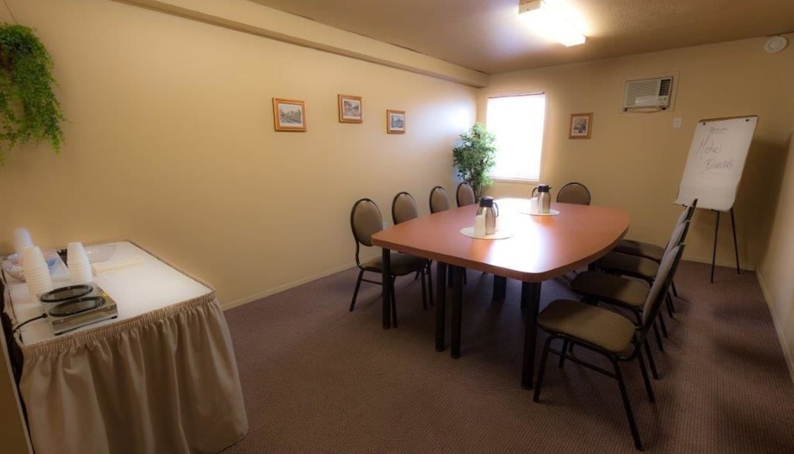 Sala de reuniones - Travelodge by Wyndham Drummondville