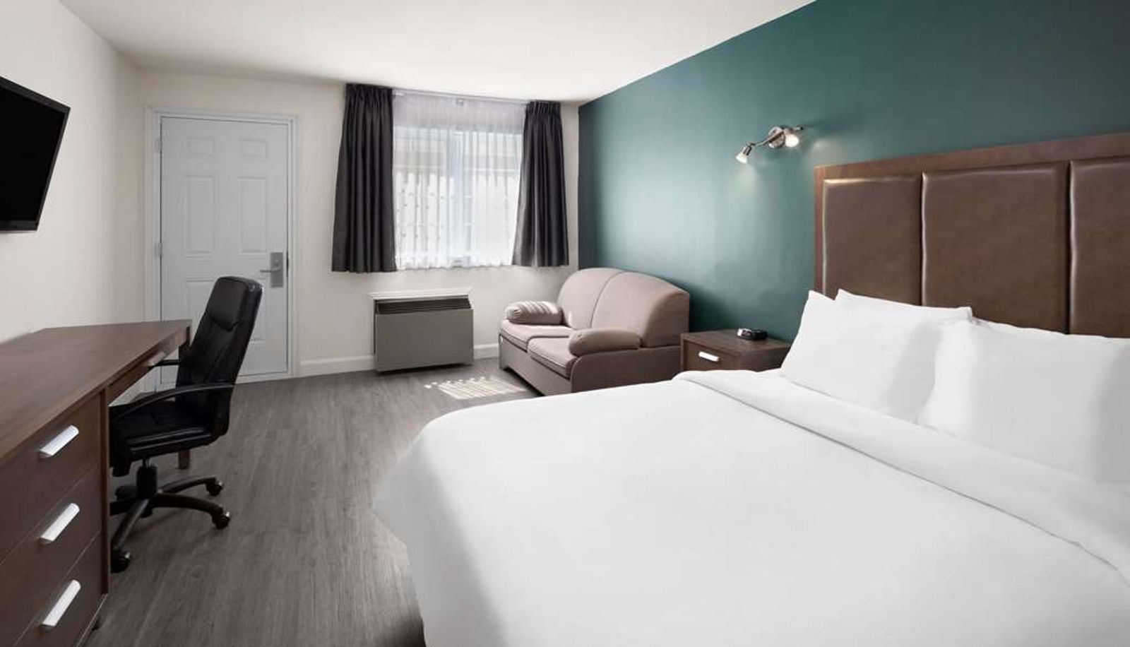 Camera - Travelodge by Wyndham Roberval