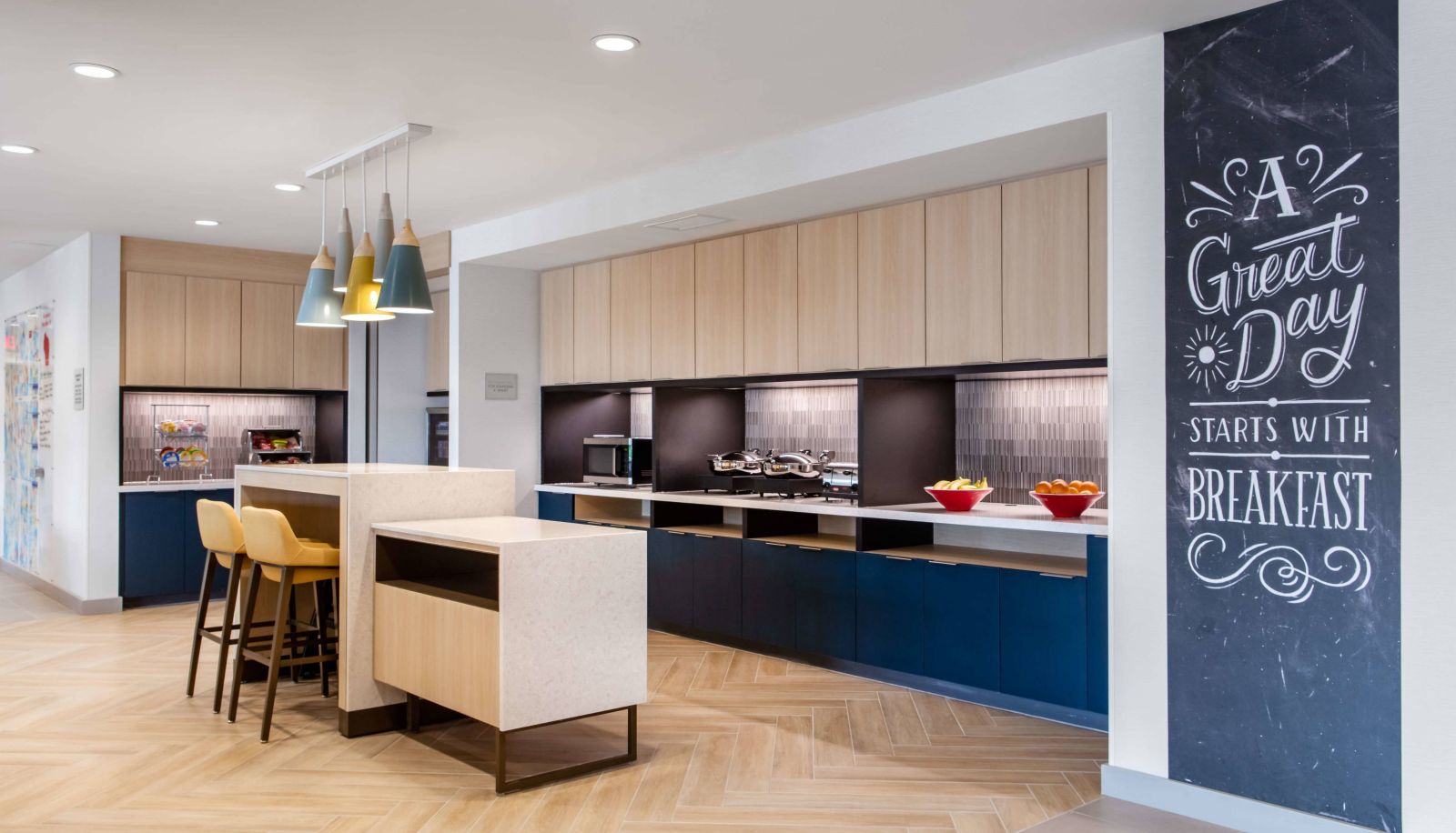 Restaurant - TownePlace Suites by Marriott Milwaukee West Bend
