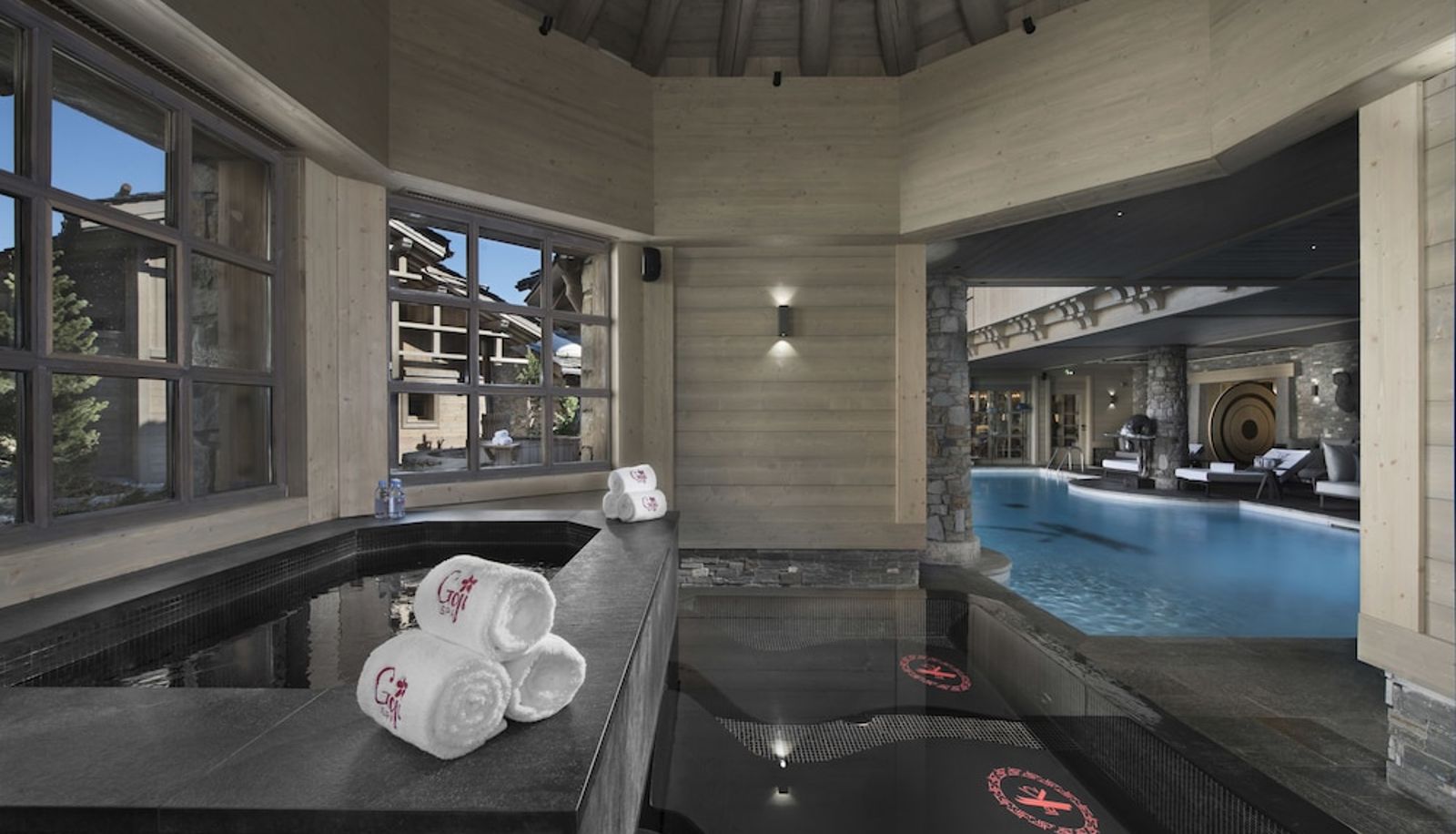 Pool - Le K2 Altitude