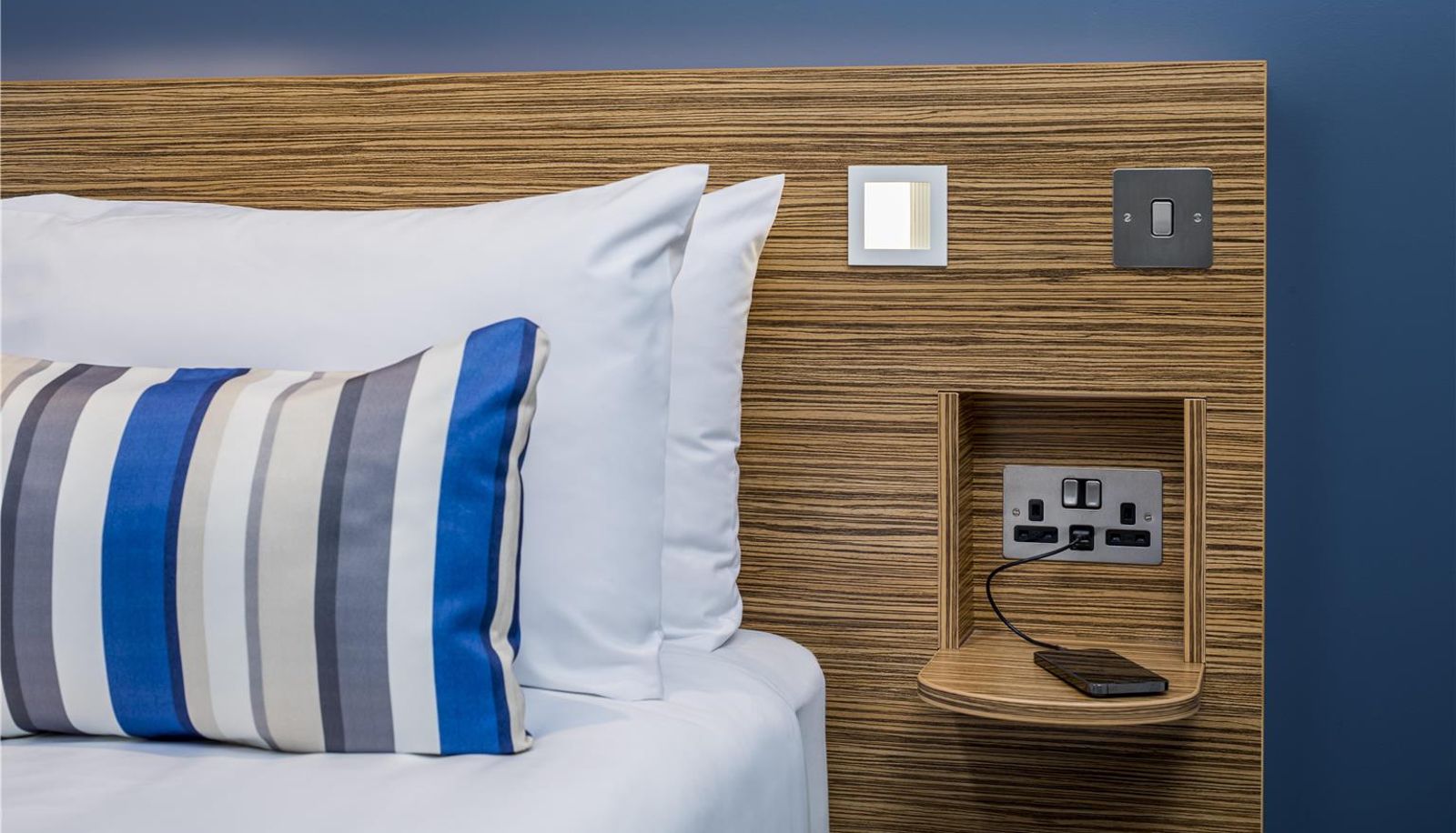 Zimmer - TRAVELODGE LONDON BECKTON