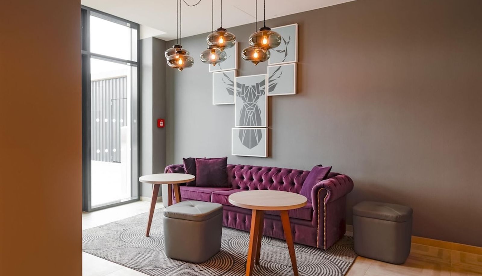 Hall - Premier Inn Karlsruhe City Am Wasserturm