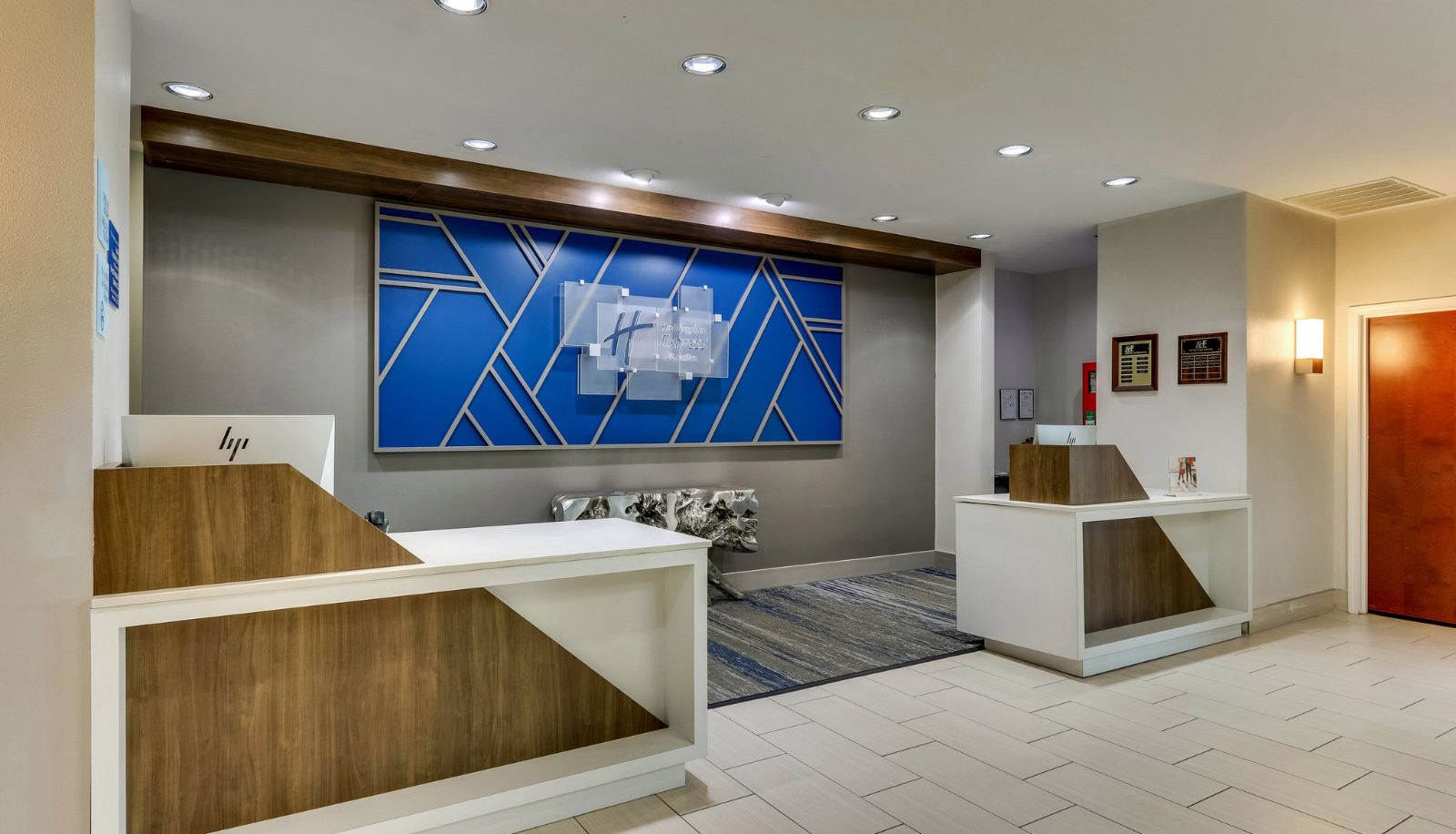 Info - Holiday Inn Express & Suites ARDMORE by IHG