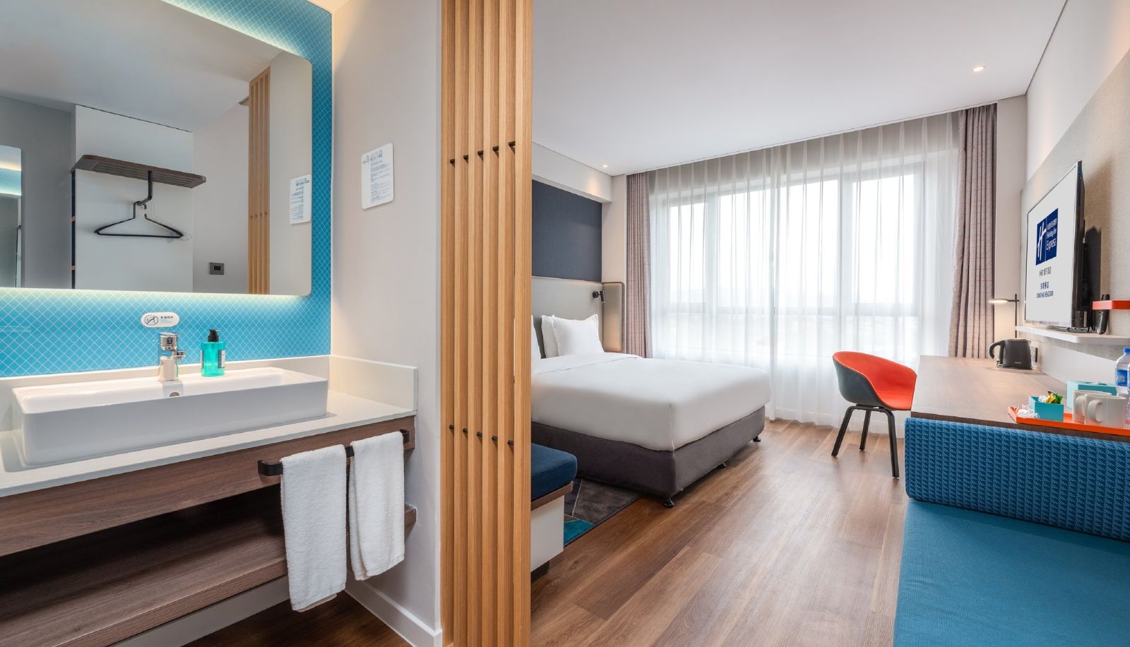 Room - Holiday Inn Express DONGYANG HENGDIAN by IHG