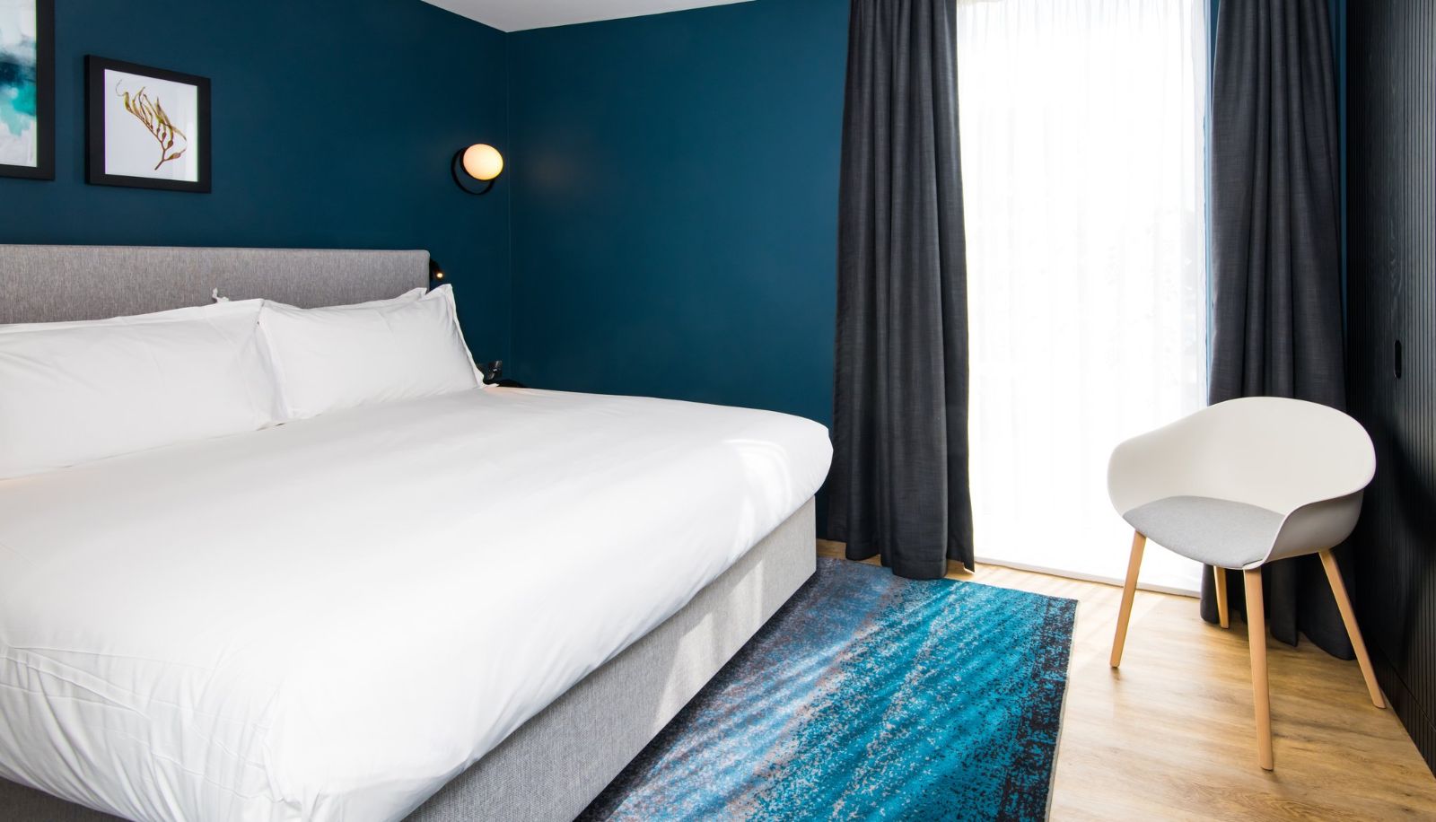 Zimmer - Staybridge Suites CARDIFF by IHG