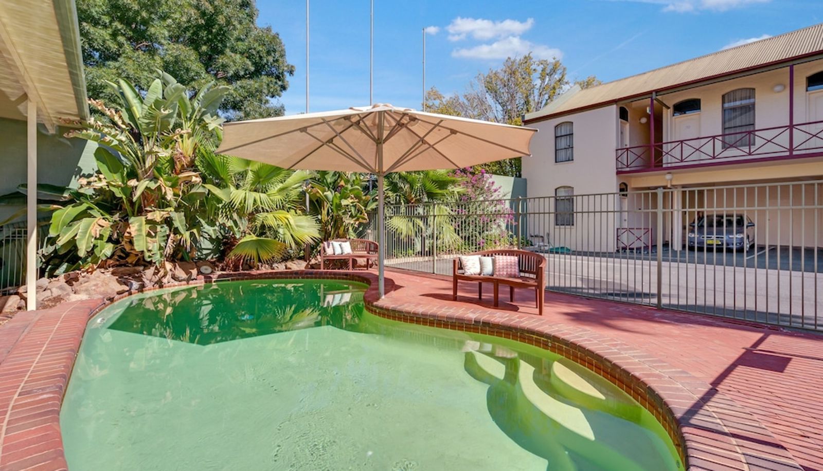 Pool - Prince of Wales Wagga