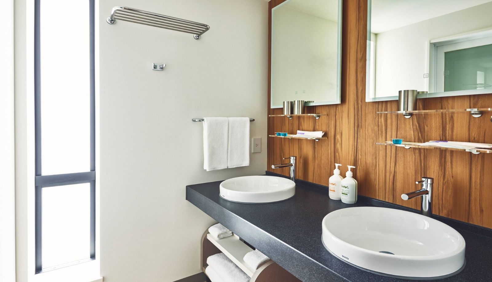 Room - Holiday Inn Express OSAKA CITY CENTRE - MIDOSUJI by IHG