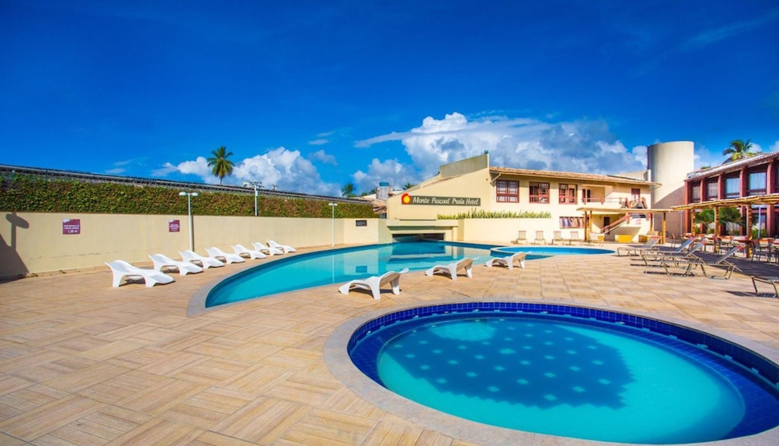 Piscine - Monte Pascoal Praia Hotel