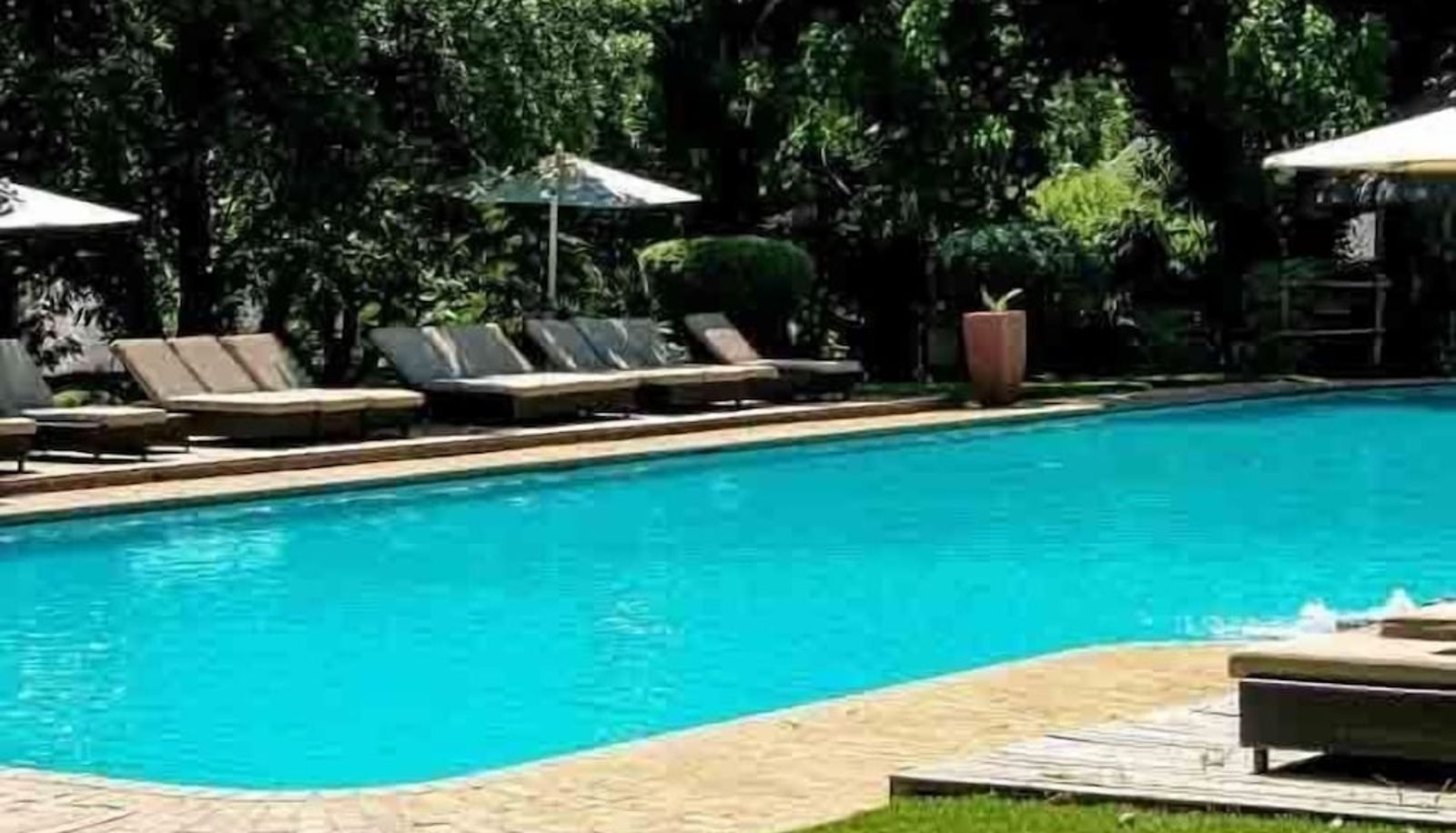 Piscina - Valley Lodge & Spa