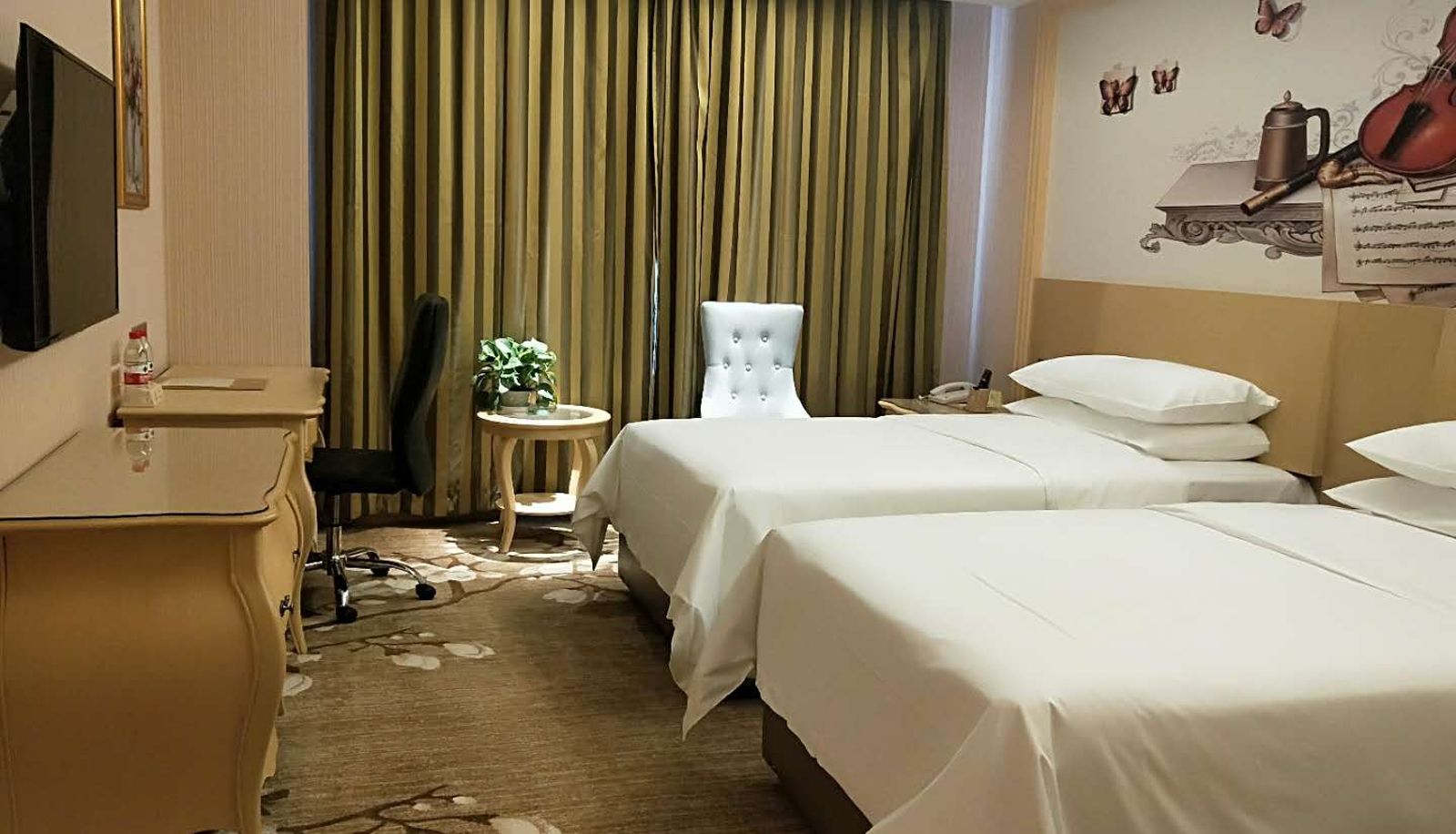 Habitación - Vienna Hotel(Wuhan Sports Center Vienna Hotel)