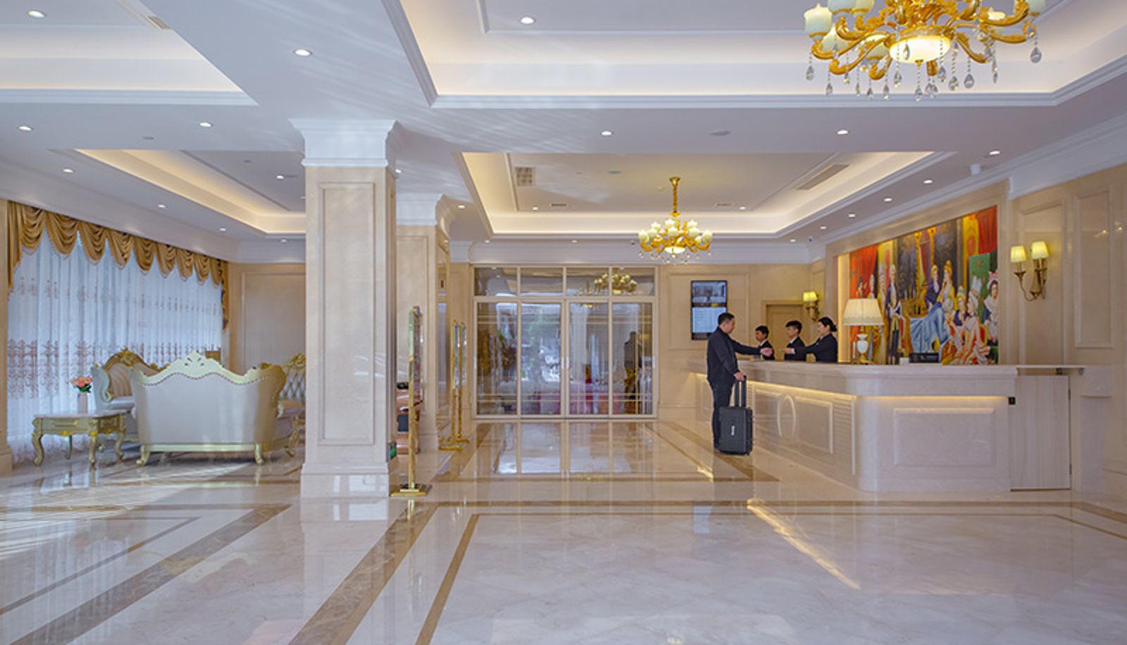 Hall - Vienna International Hotel(Wuhan Optics Valley Square Minzu University Store)
