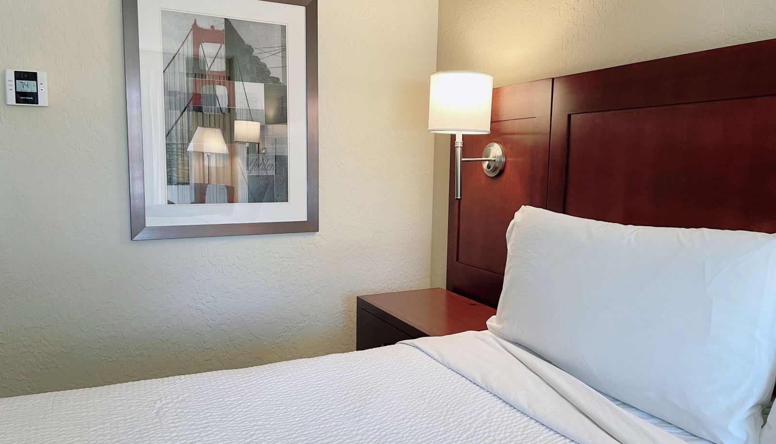 Zimmer - Marin Hilltop Hotel
