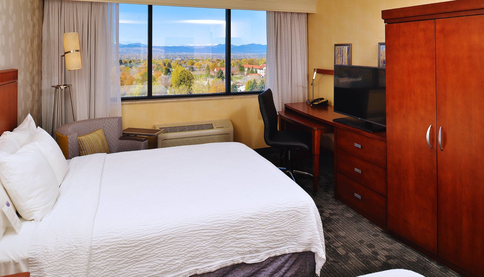 Zimmer - Courtyard by Marriott Denver Cherry Creek