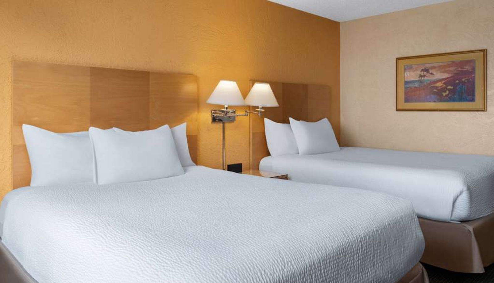 Zimmer - Ramada by Wyndham Tucson