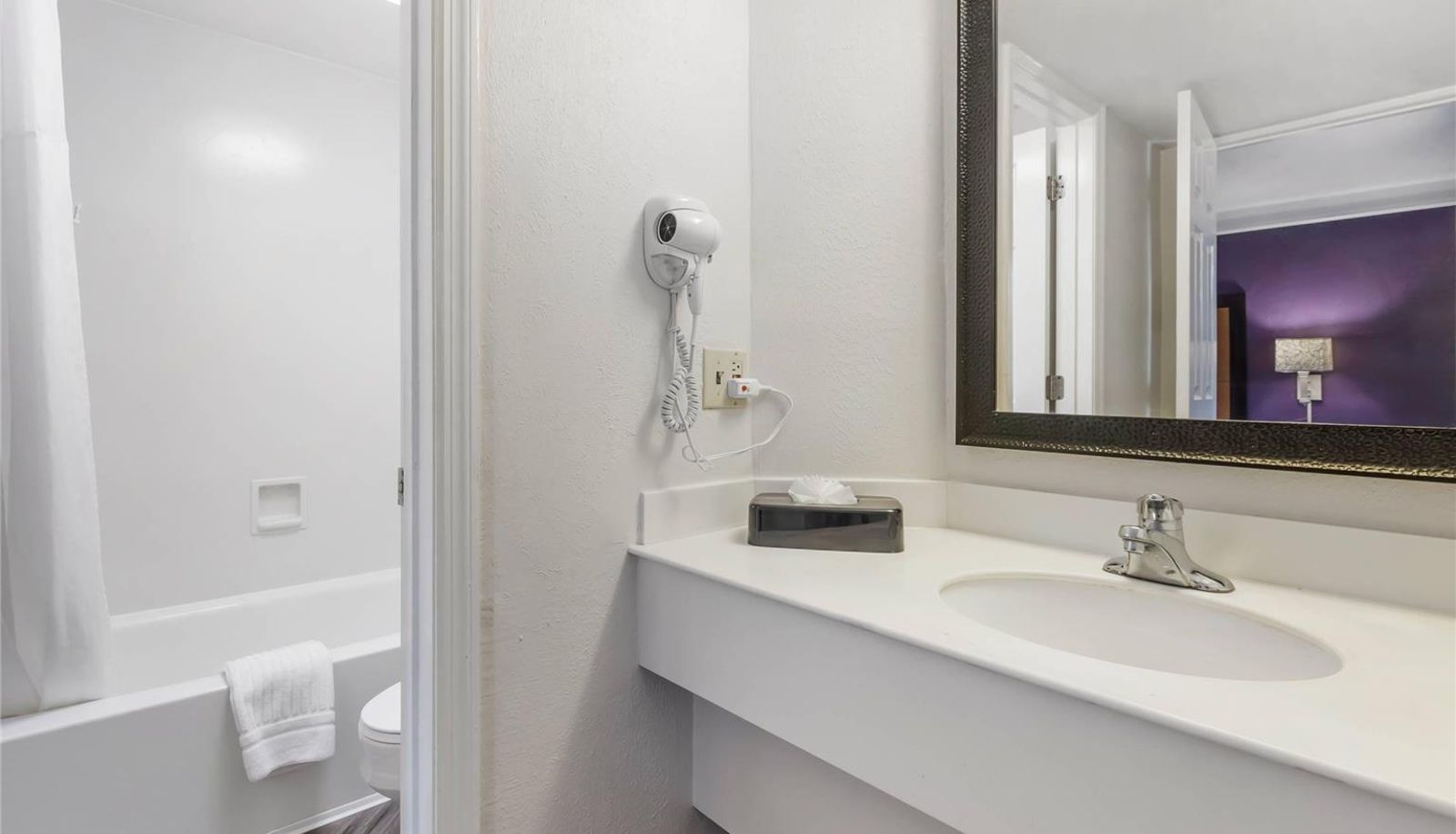 Zimmer - Quality Inn & Suites North Charleston - Ashley Phosphate