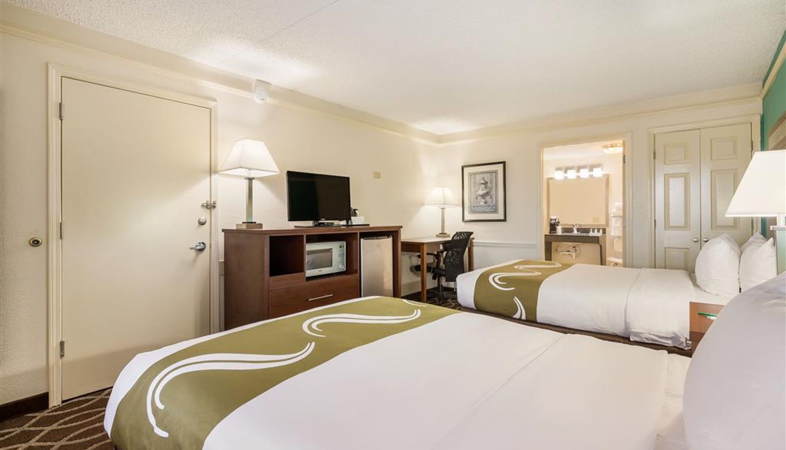 Camera - Quality Inn Tulsa Central