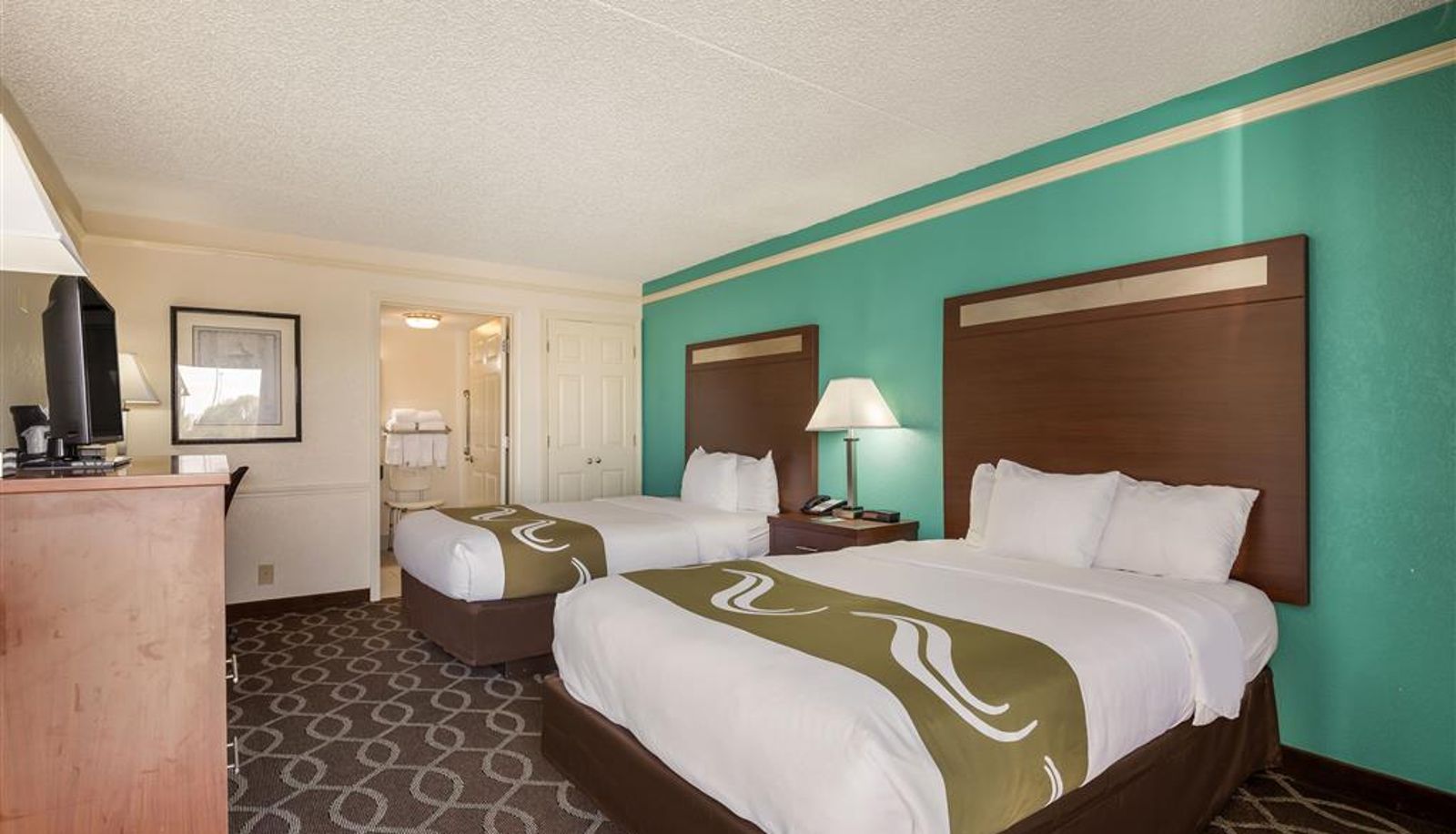 Camera - Quality Inn Tulsa Central