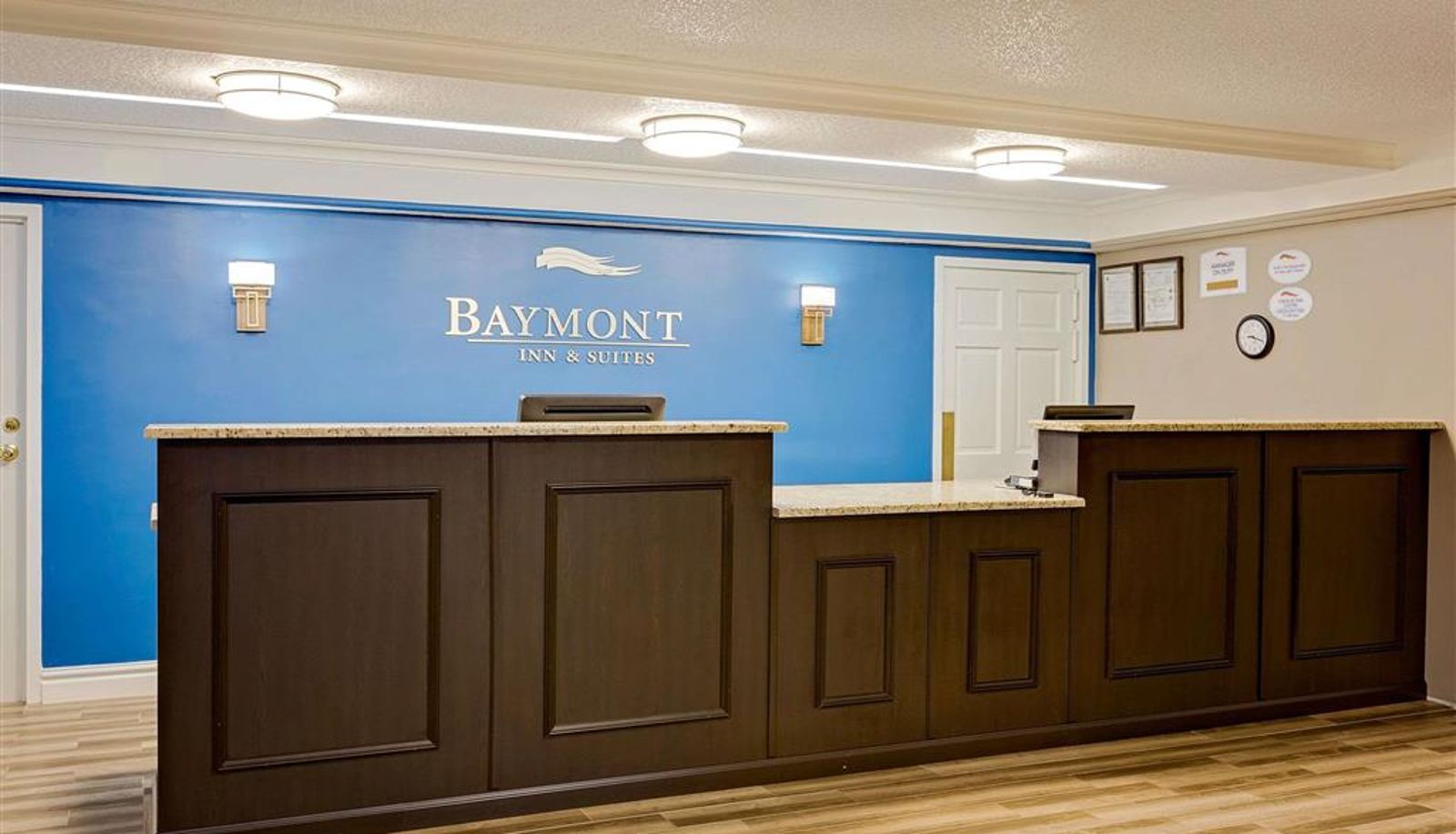 Lobby - Baymont by Wyndham Jacksonville Orange Park