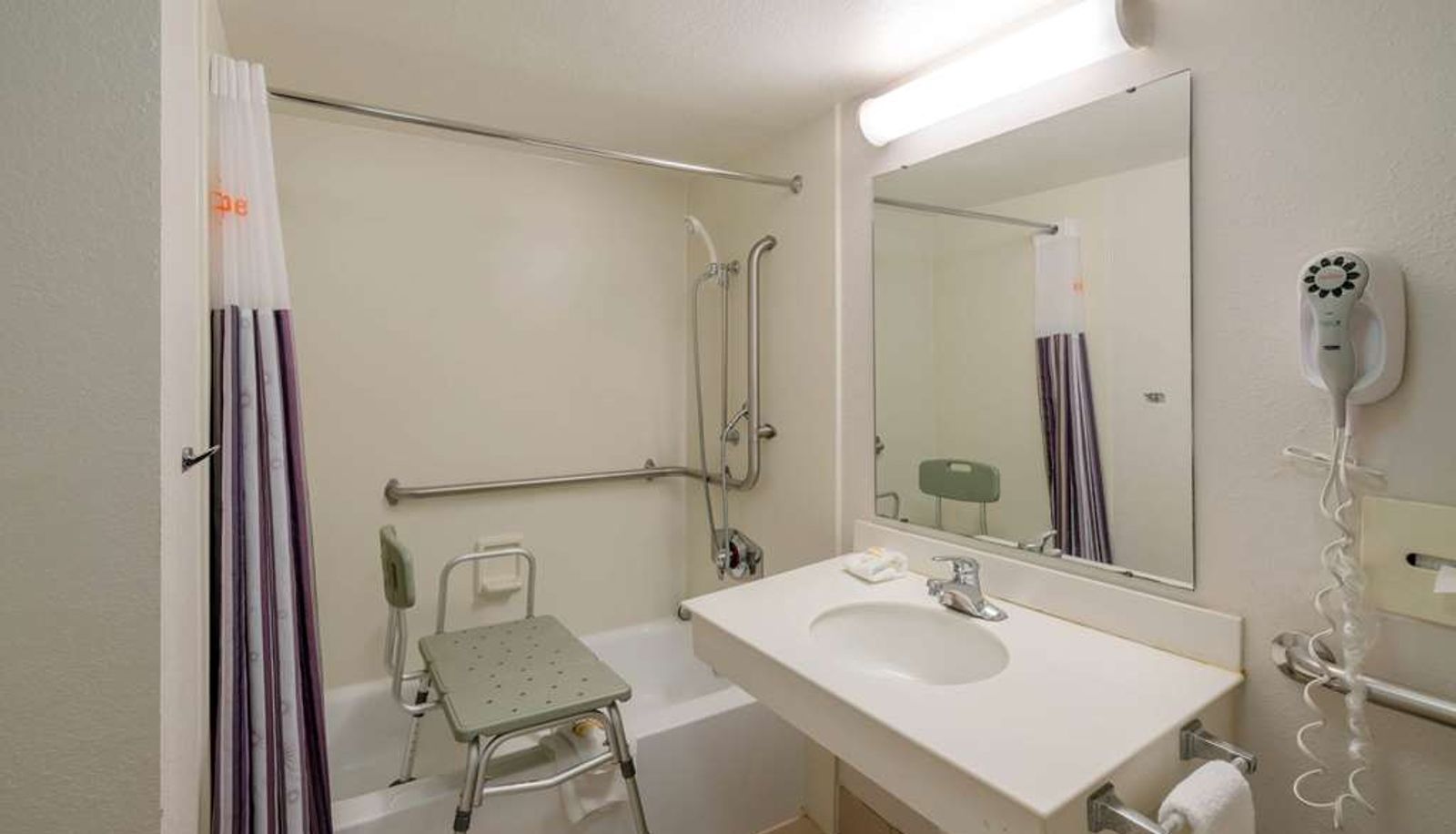 Zimmer - La Quinta Inn by Wyndham Nashville South