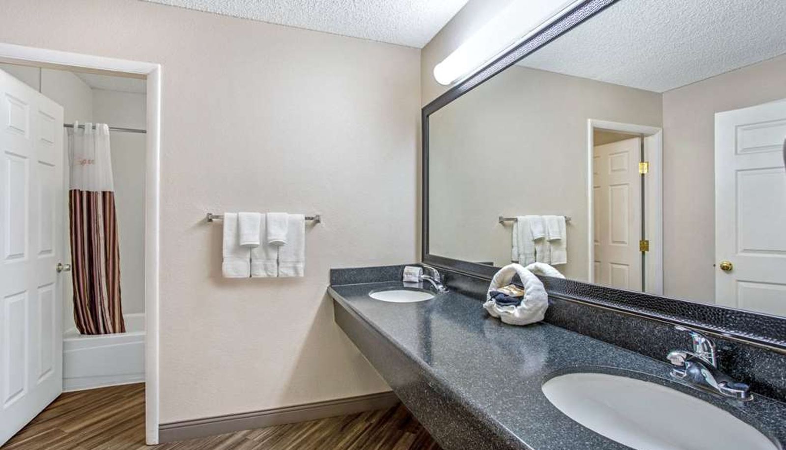 Zimmer - La Quinta Inn by Wyndham Tucson East