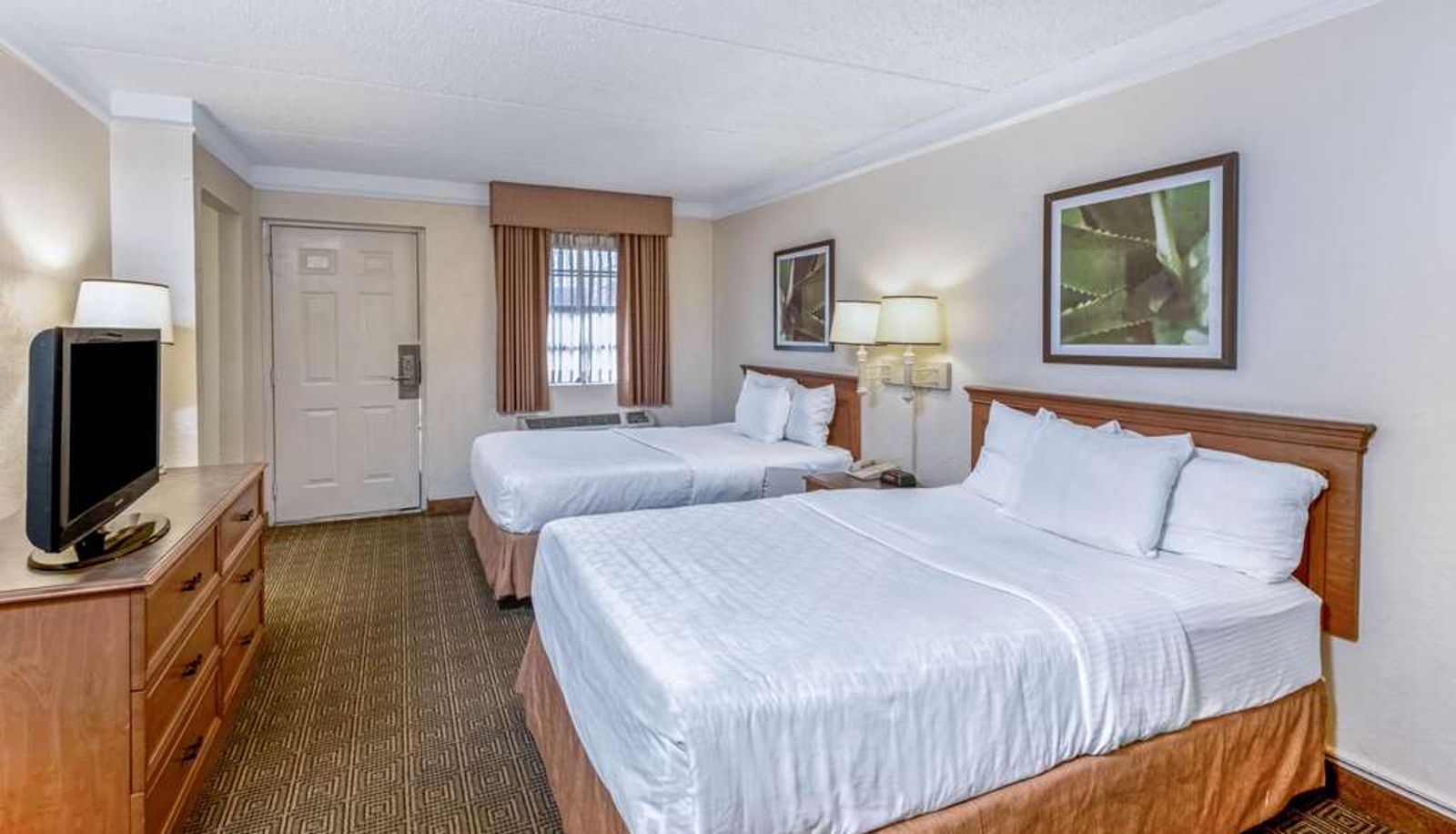 Zimmer - La Quinta Inn by Wyndham San Antonio I-35 N at Rittiman Rd