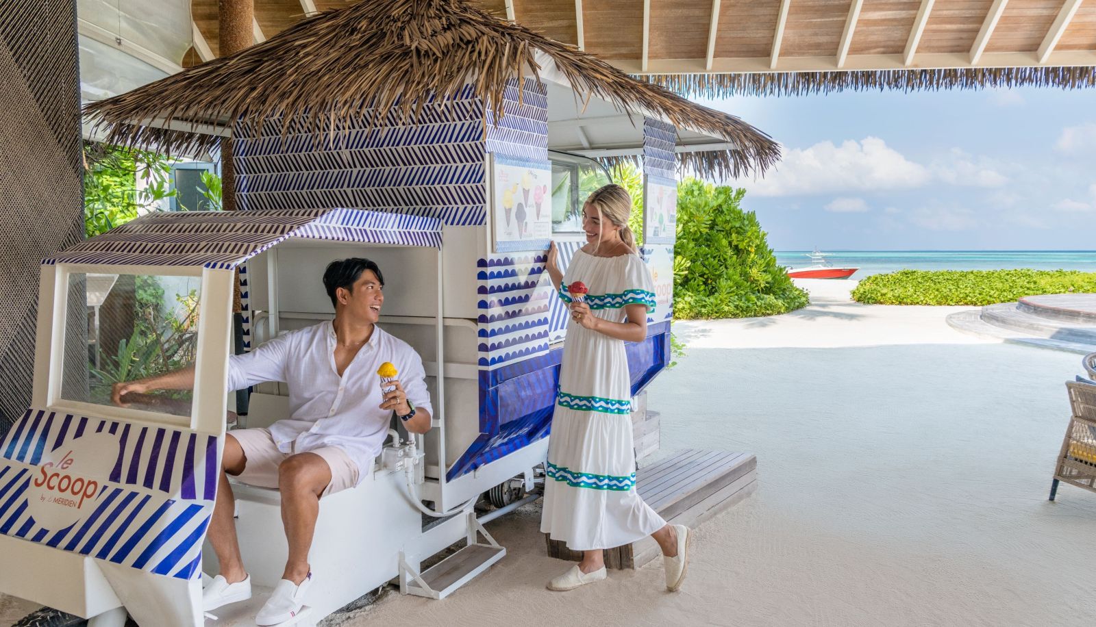 Restaurant - Le Meridien Maldives Resort and Spa
