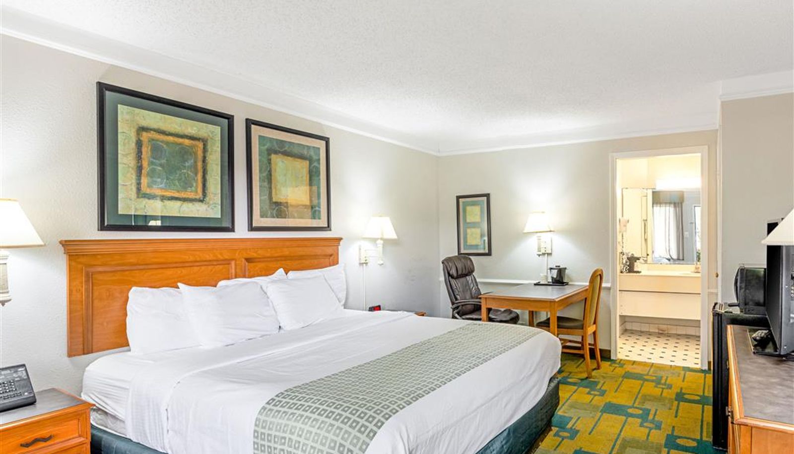 Zimmer - Rodeway Inn Huntsville West