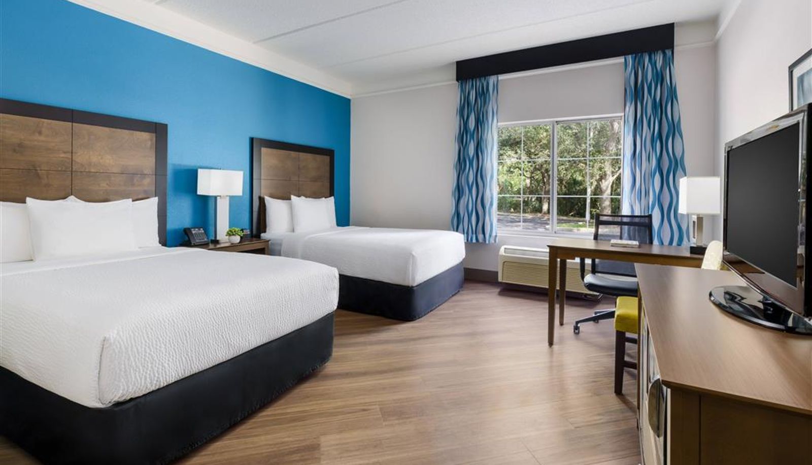 Zimmer - La Quinta Inn & Suites by Wyndham Tampa Brandon Regency Park