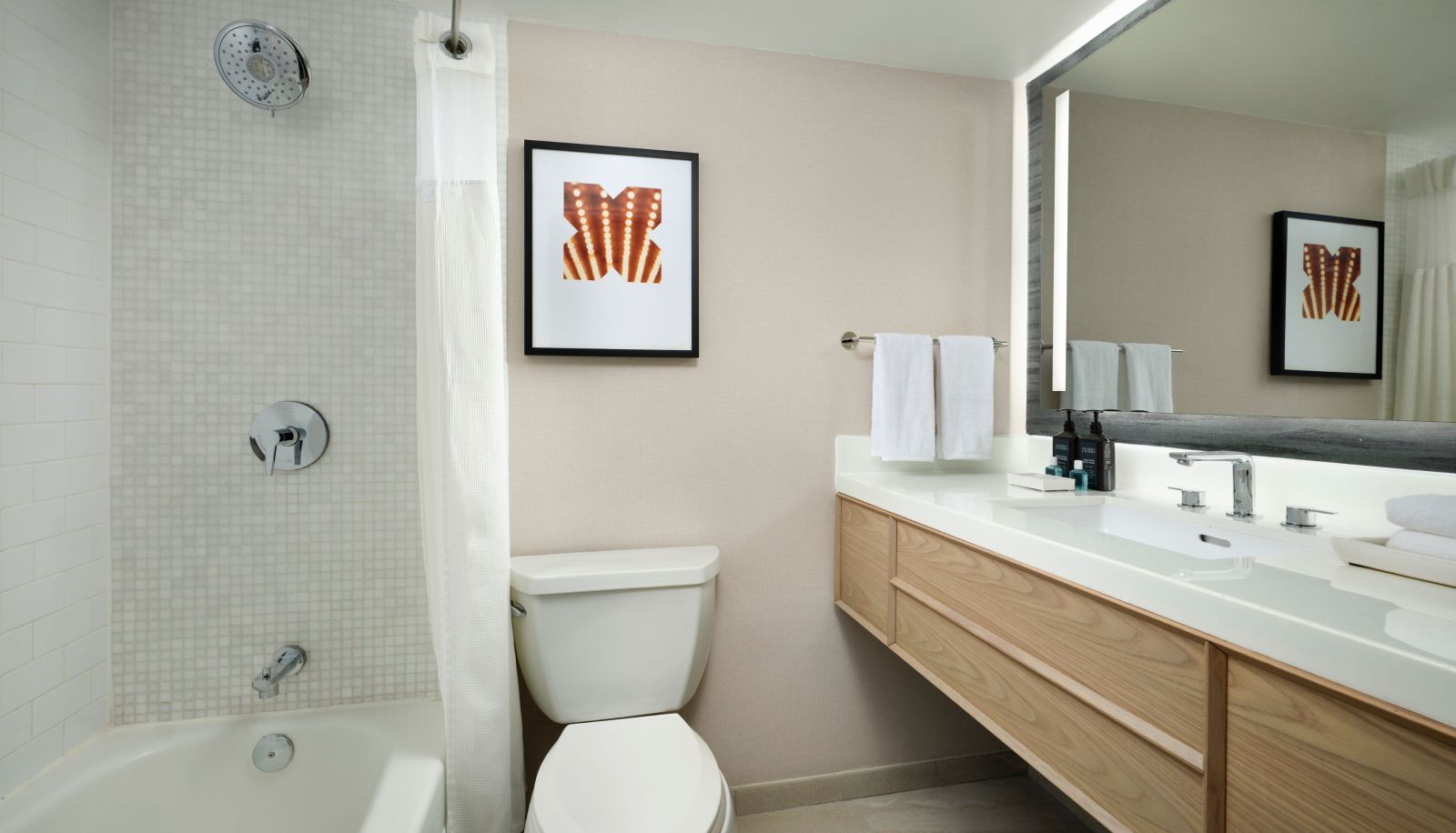 Zimmer - Sheraton Grand Nashville Downtown
