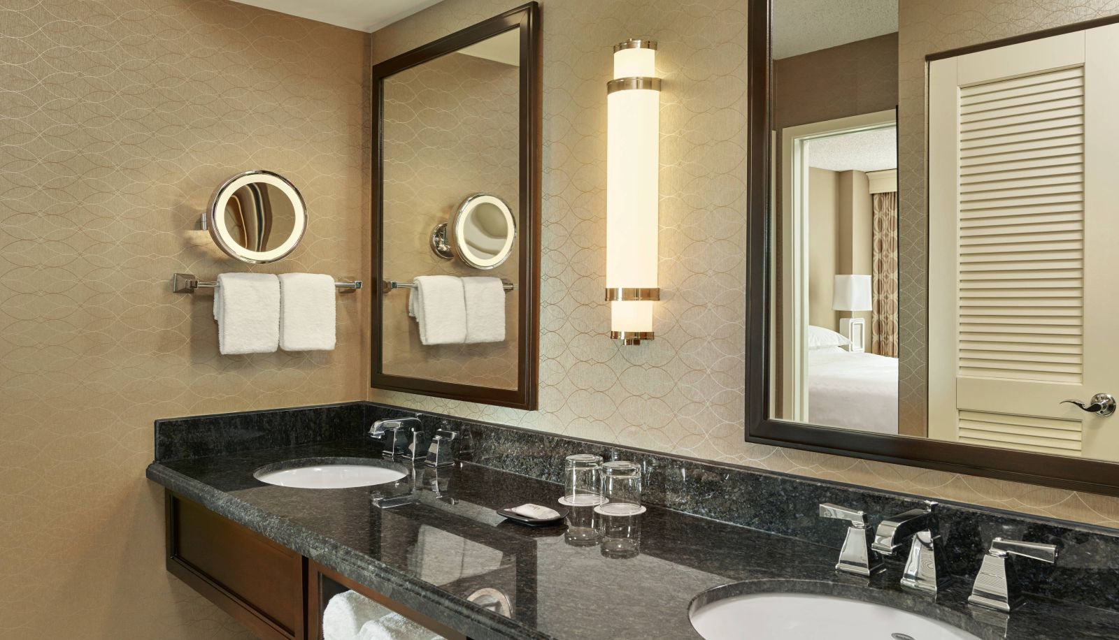 Zimmer - Sheraton Suites Fort Lauderdale West