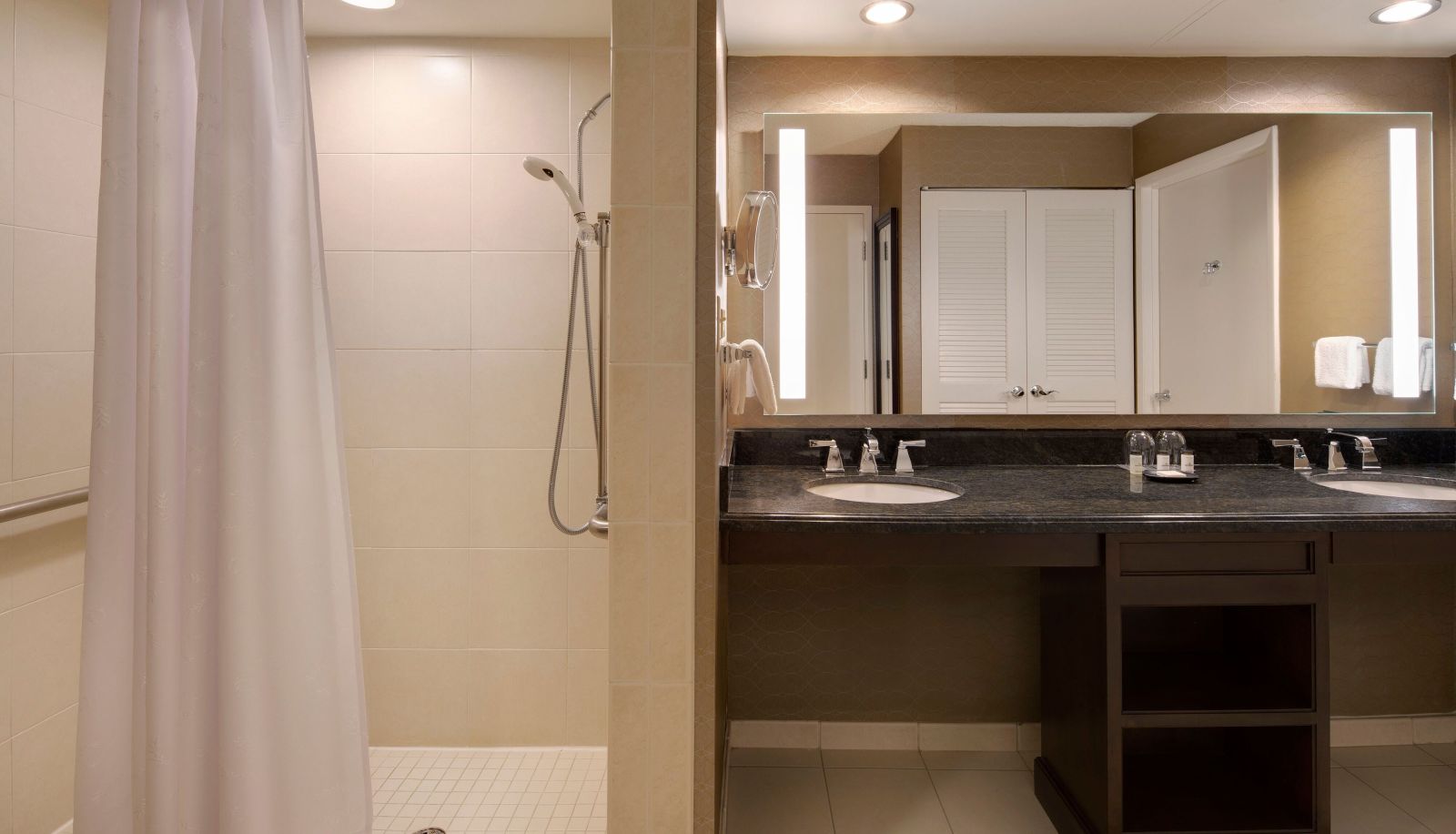 Zimmer - Sheraton Suites Fort Lauderdale West