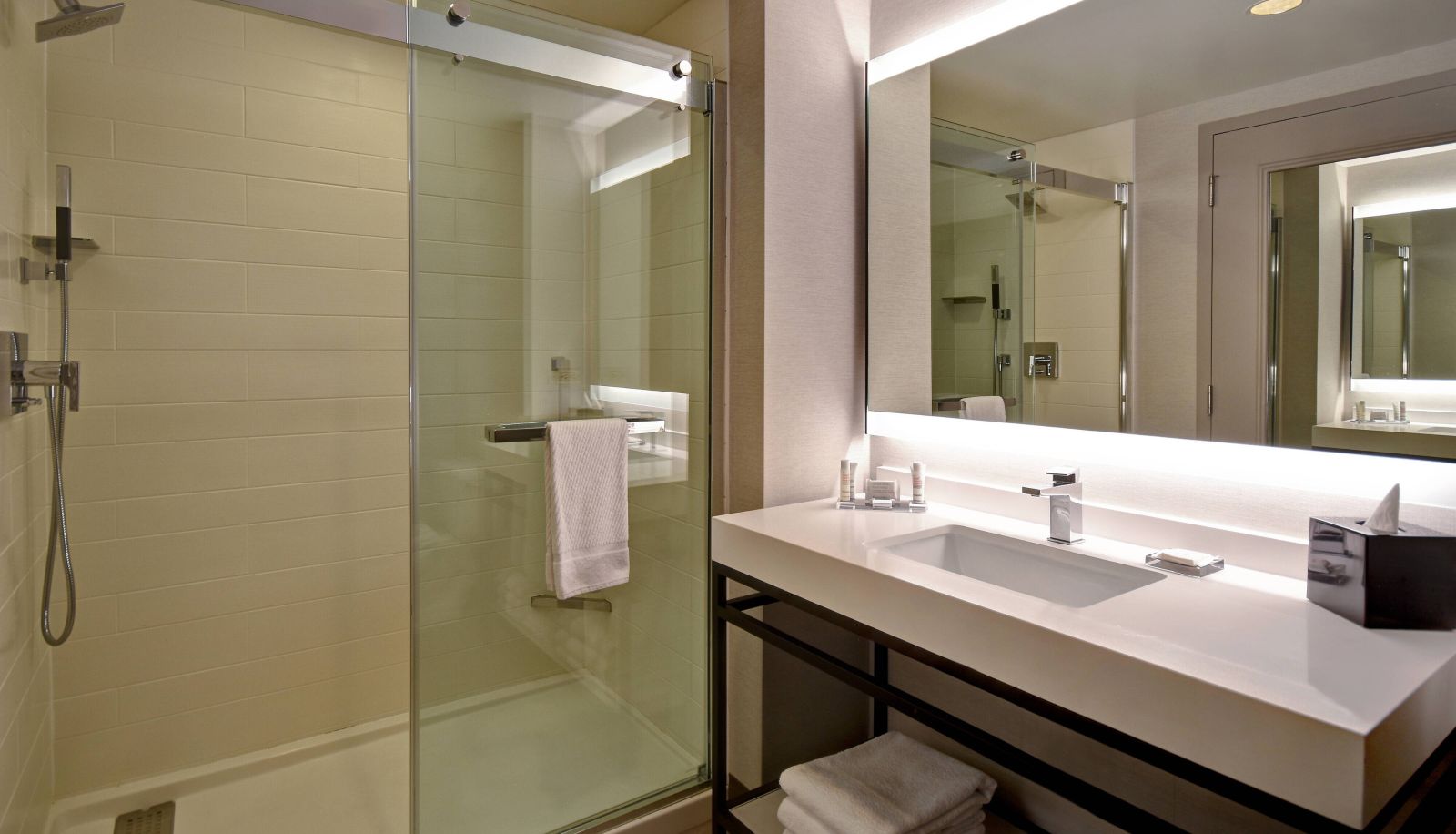 Room - Dallas Fort Worth Marriott Hotel and Golf Club at Champions Circle