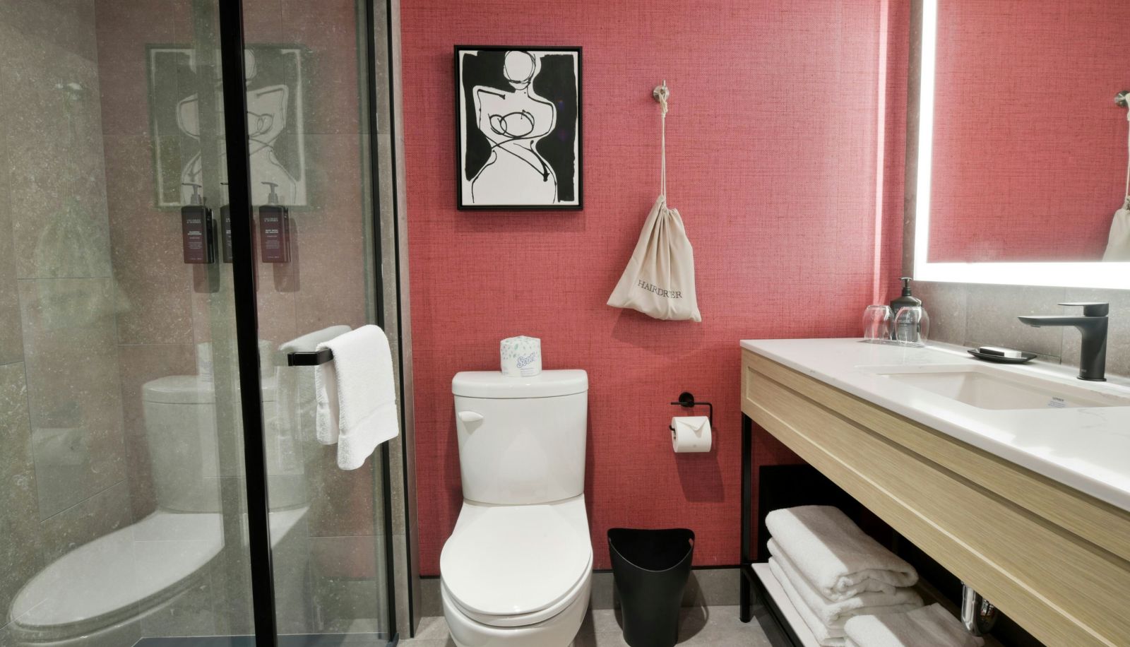 Room - Sheraton Laval Hotel