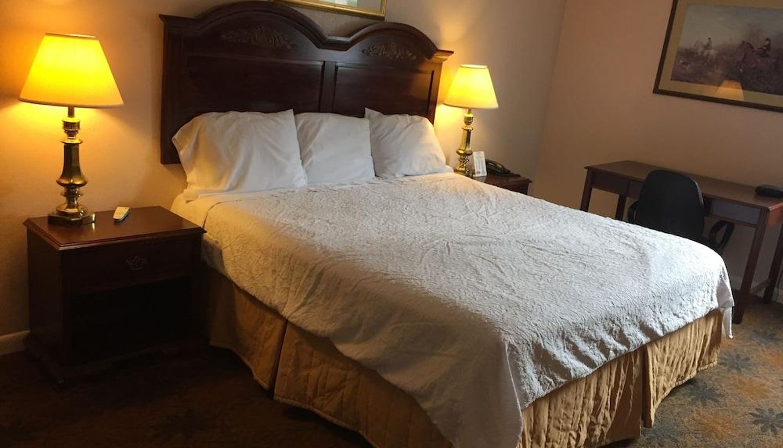 Standard room - Travelodge by Wyndham Lynchburg