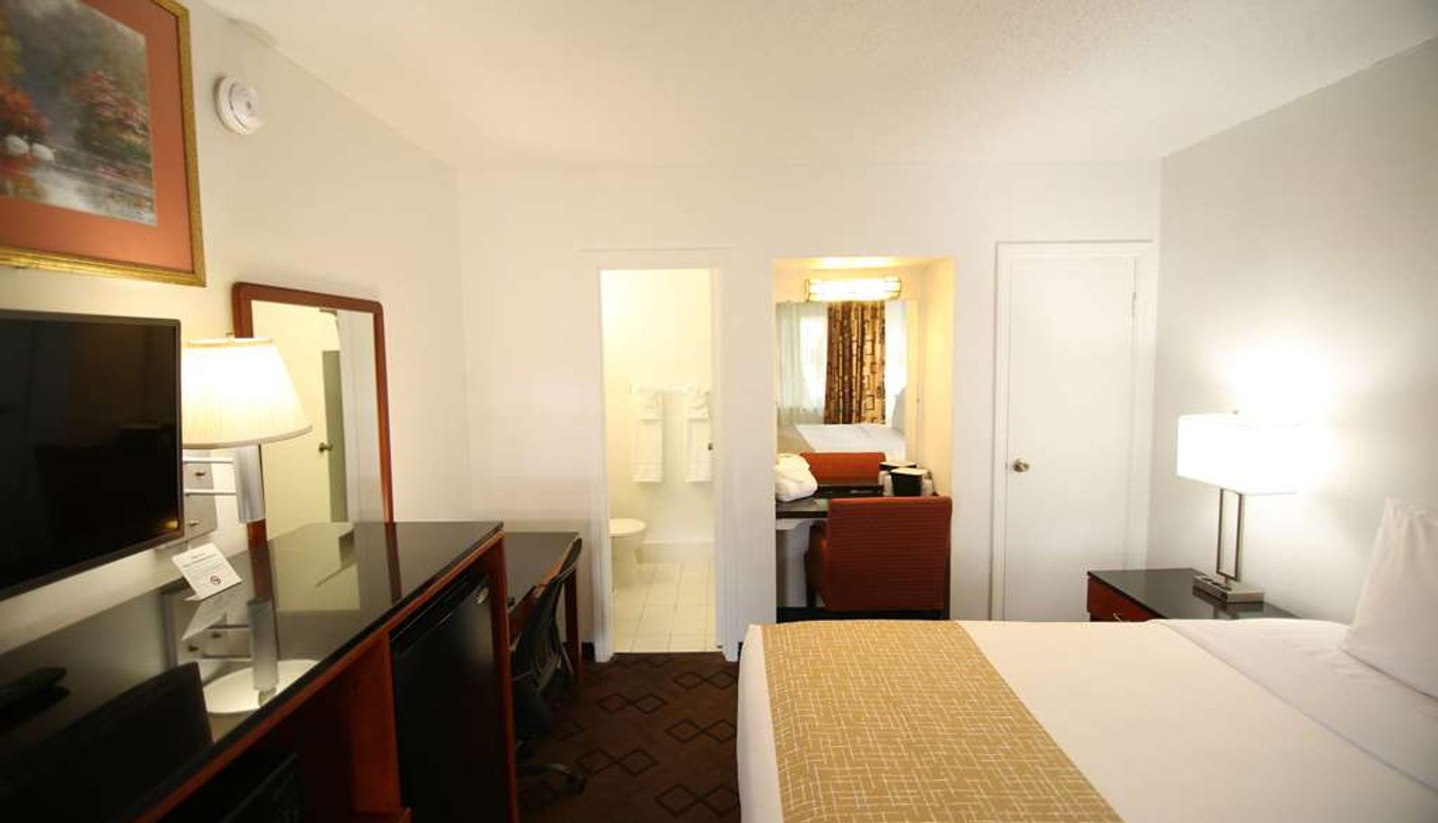 Zimmer - Travelodge by Wyndham Burbank-Glendale