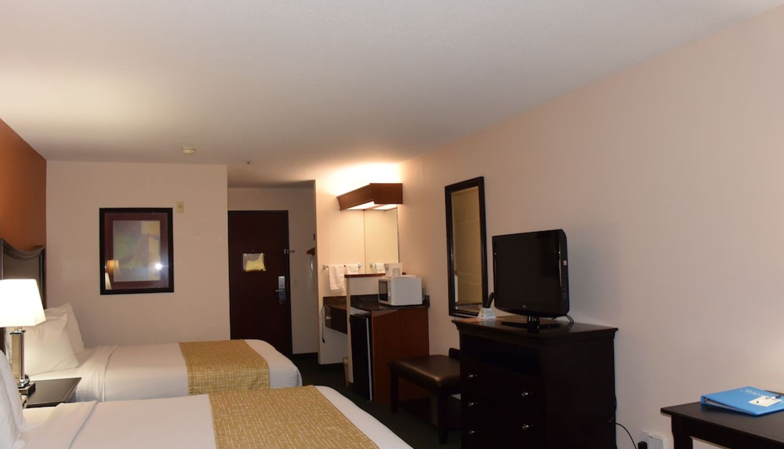 Standardzimmer - Travelodge Suites by Wyndham Newberg