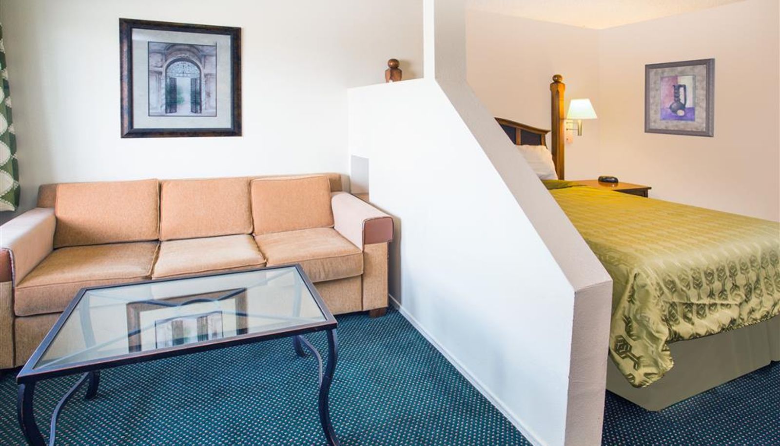 Room - Travelodge by Wyndham Indio