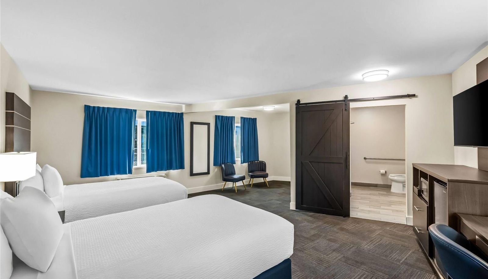 Room - Travelodge by Wyndham Santa Rosa Wine Country