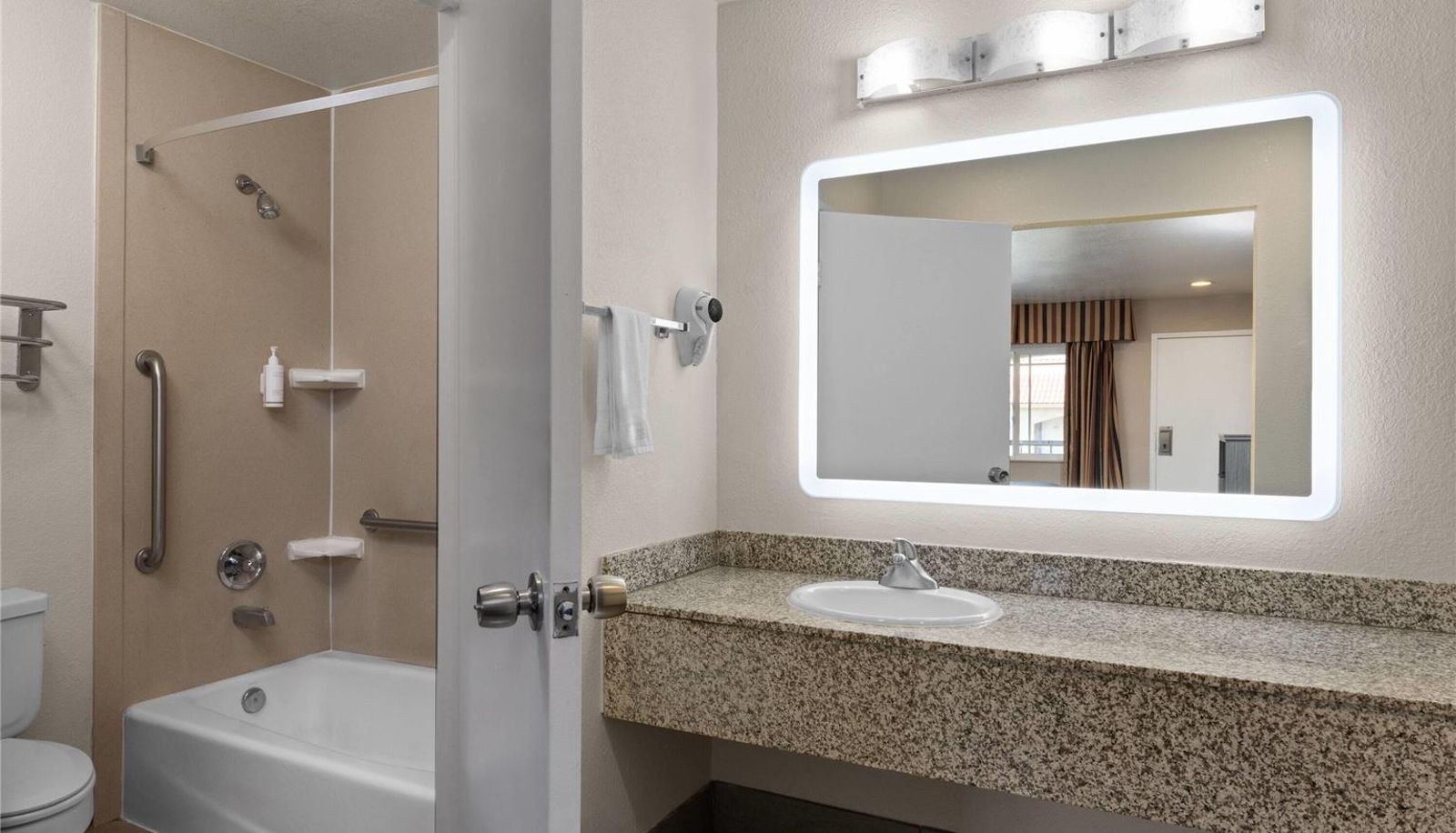 Room - Travelodge by Wyndham Banning CA Near Casino/Outlet Mall