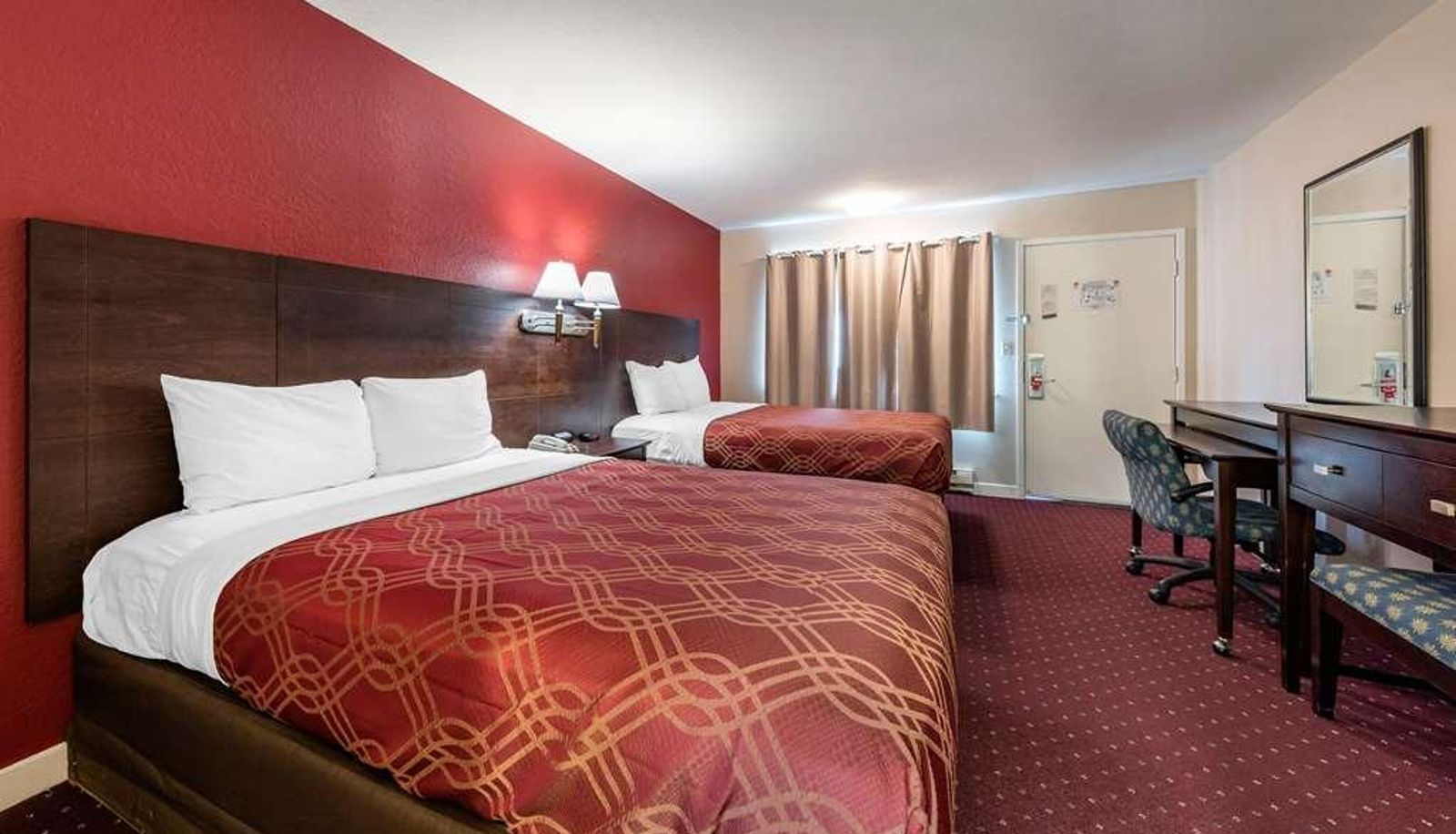 Quadruple room - Econo Lodge Bay Breeze