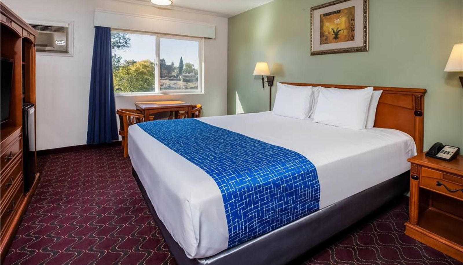 Camera - Travelodge by Wyndham Red Bluff South of Redding